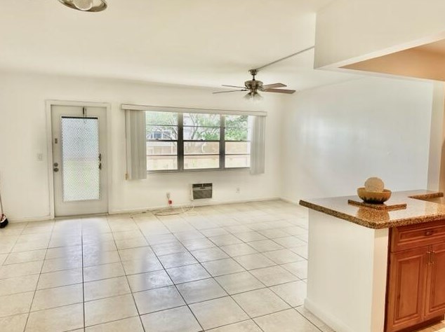 62 Mansfield B, Boca Raton FL  33434-2416 exterior