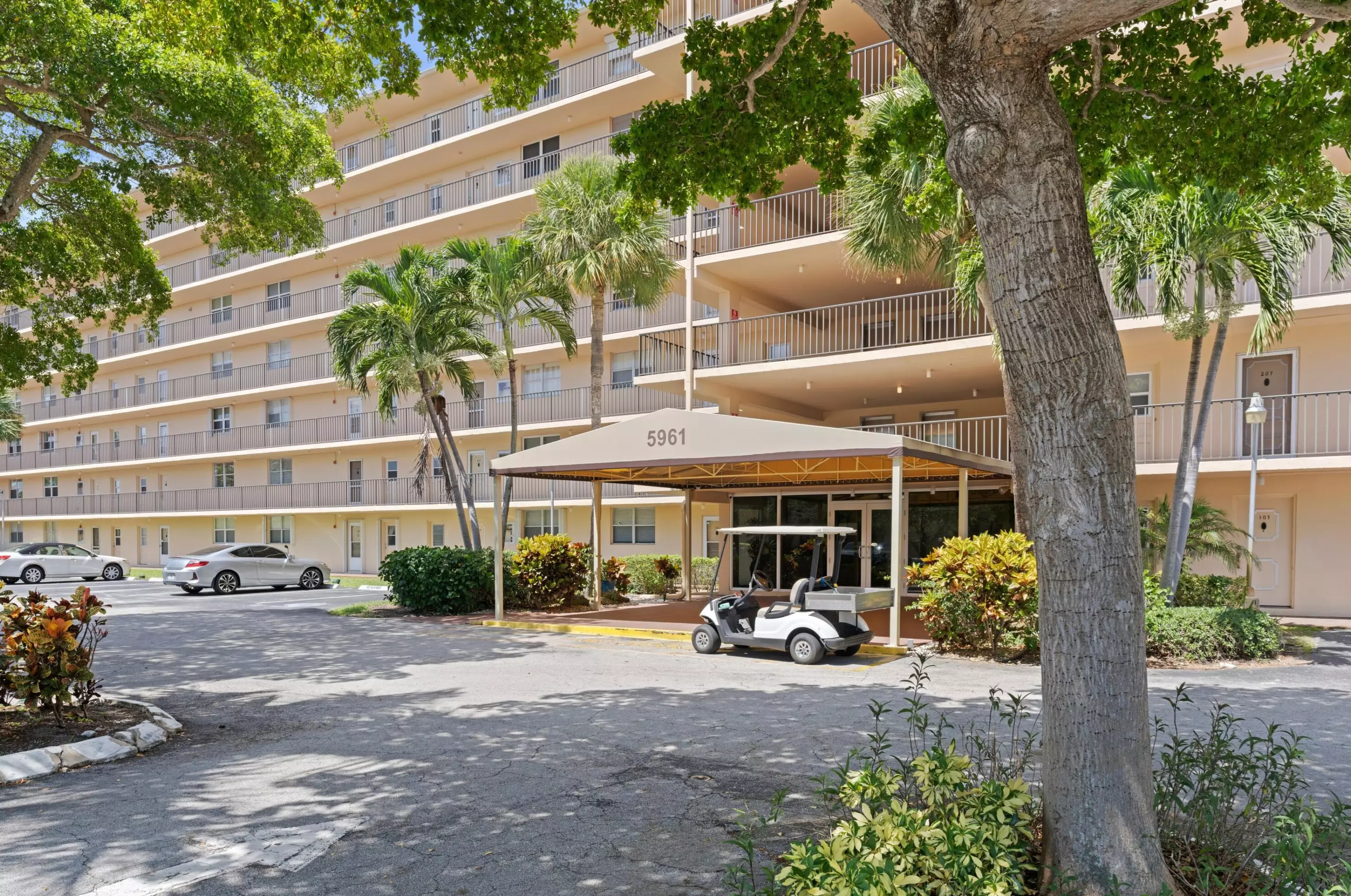 5961 Nw 2nd Ave #209, Boca Raton, FL 33487