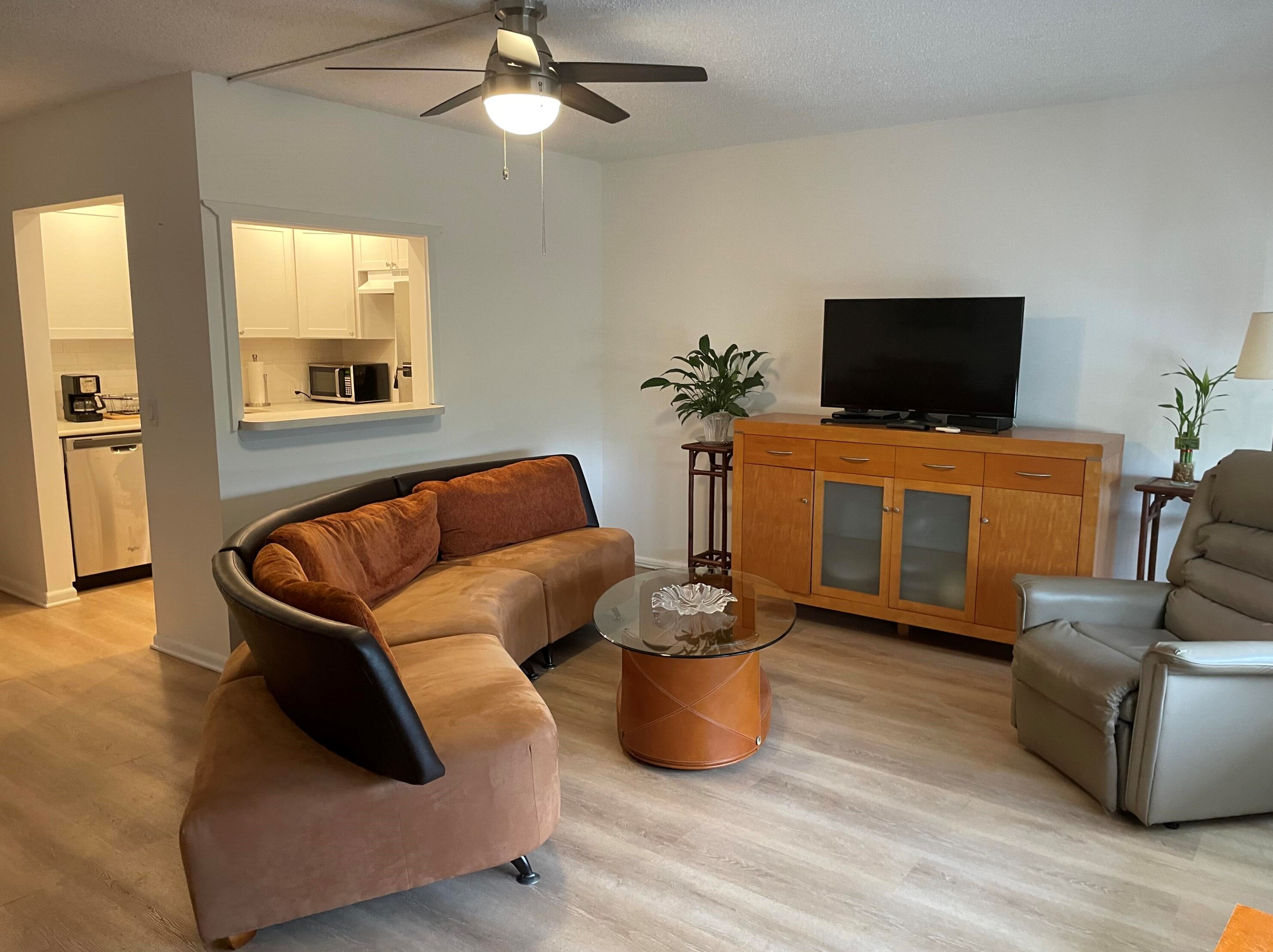 132 Preston D, Boca Raton FL  33434-4901 exterior