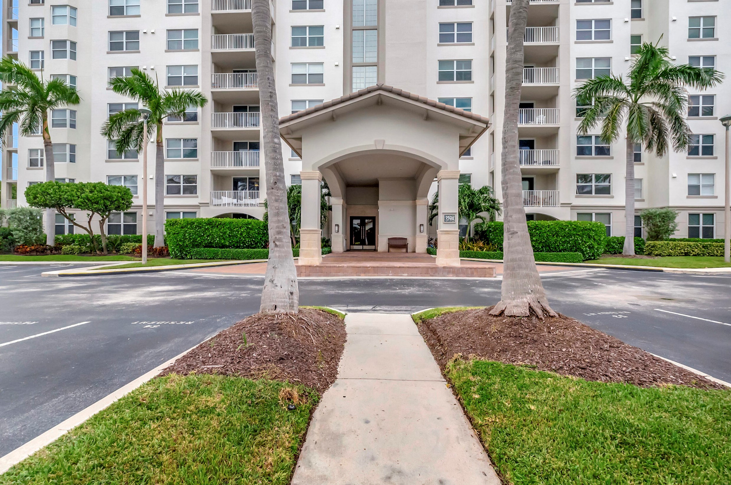3594 S Ocean Blvd #704, Boca Raton, FL 33487