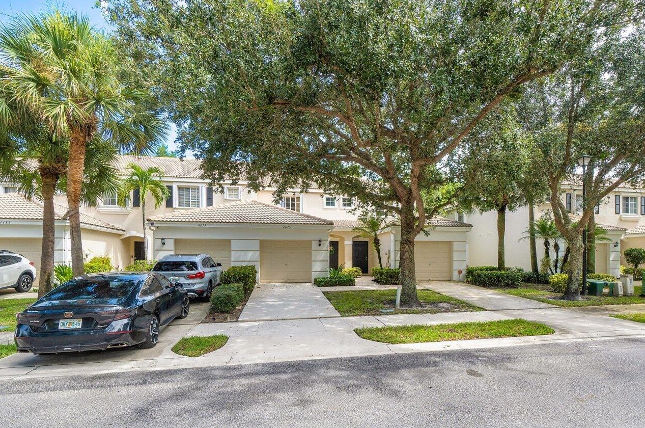 4675 Palmbrooke Cir, West Palm Beach, FL 33417