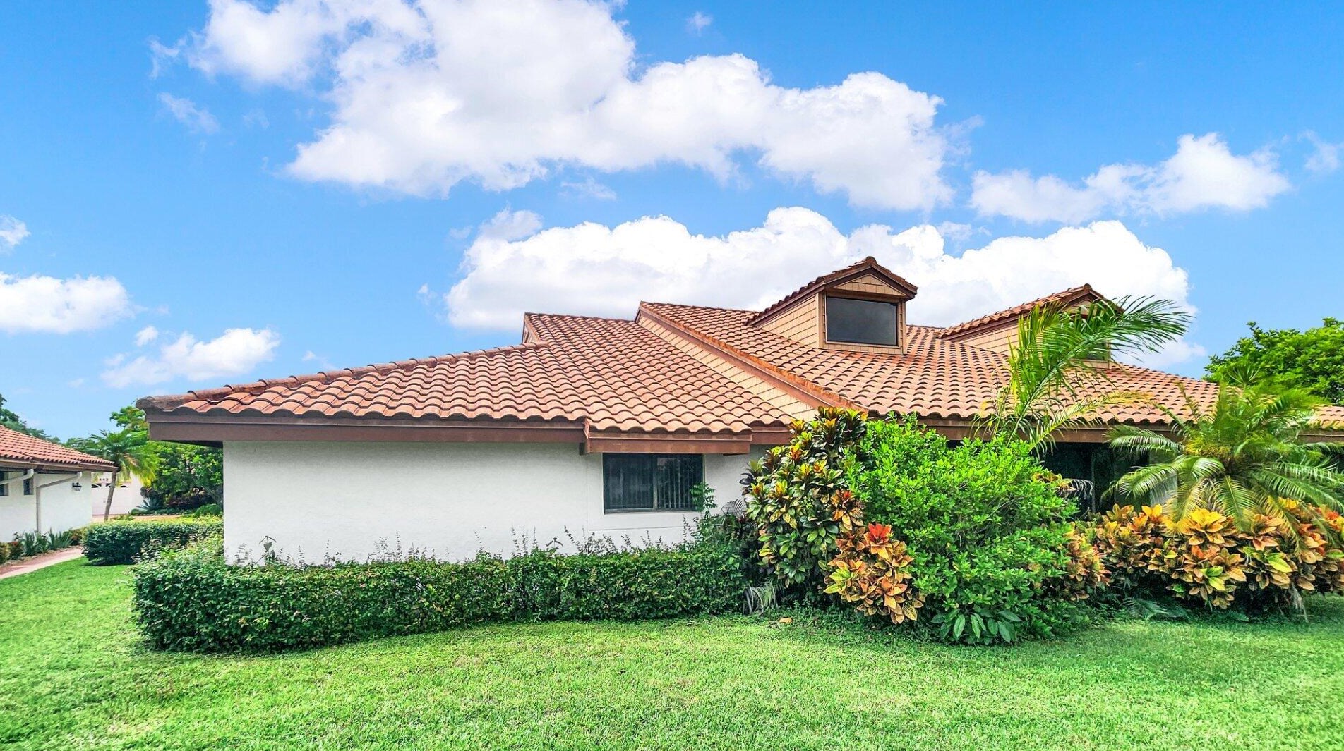 5447 San Marino Way, Lake Worth, FL 33467-5756