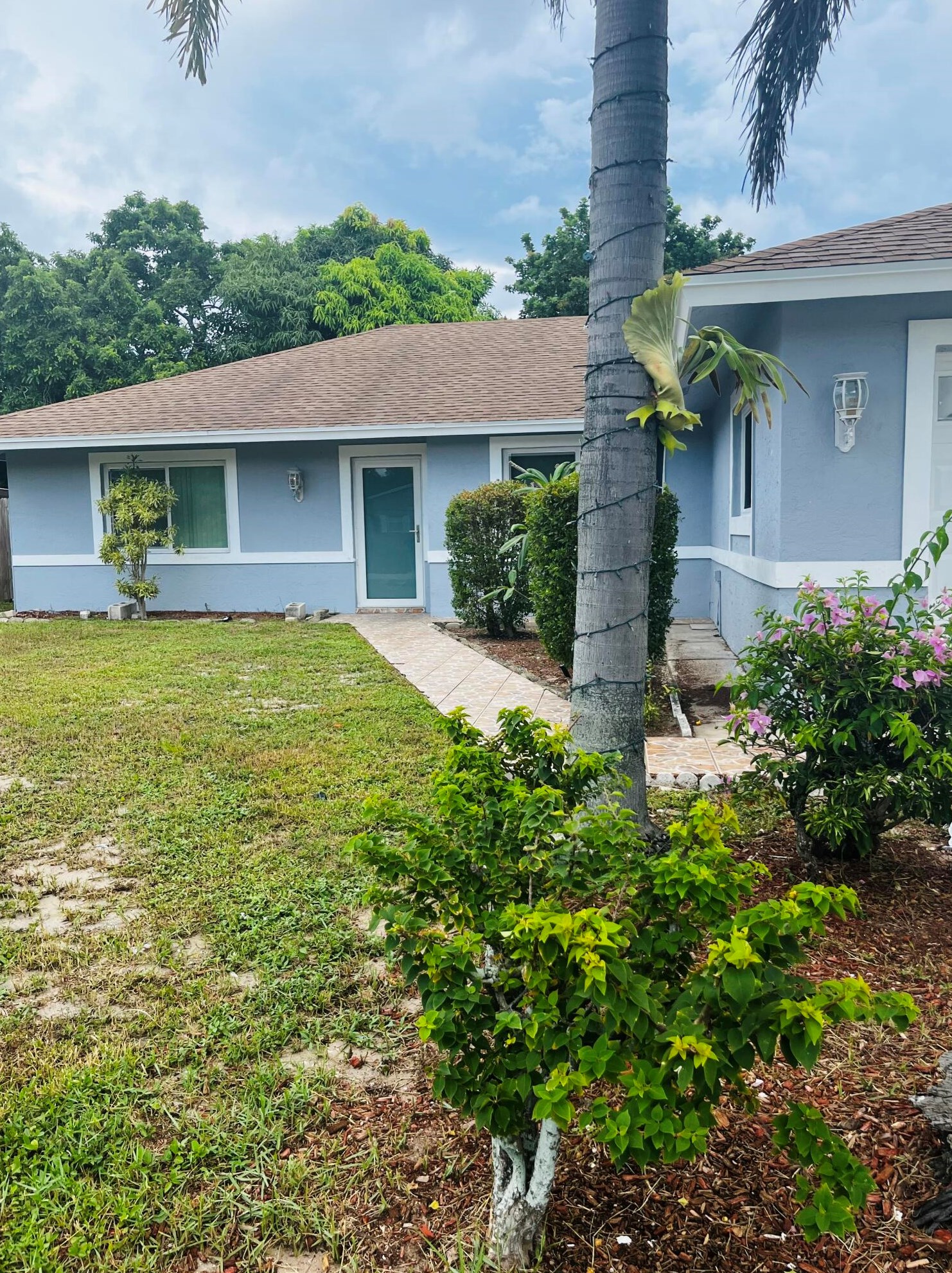 7434 Thatcher Ave, Lake Worth FL  33462-5244 exterior