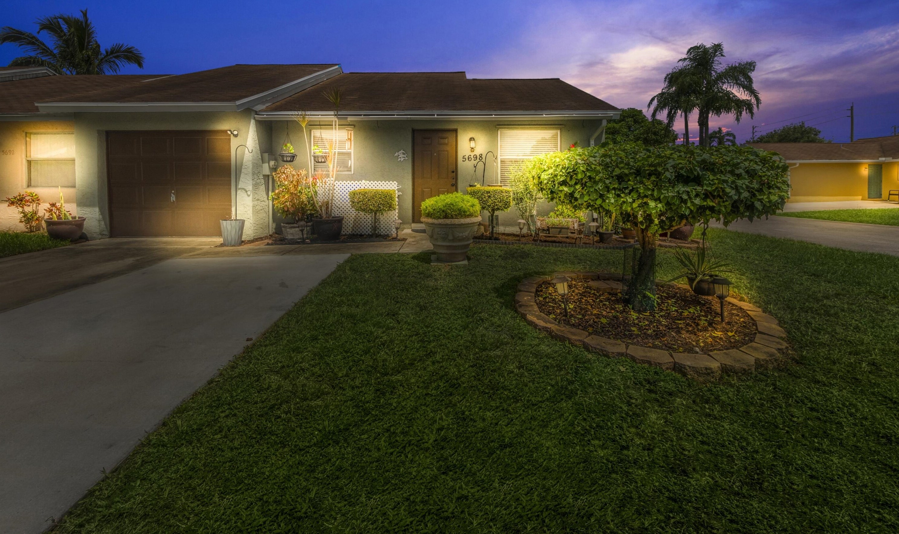 5698 Waltham Way, Lake Worth, FL 33463-6610