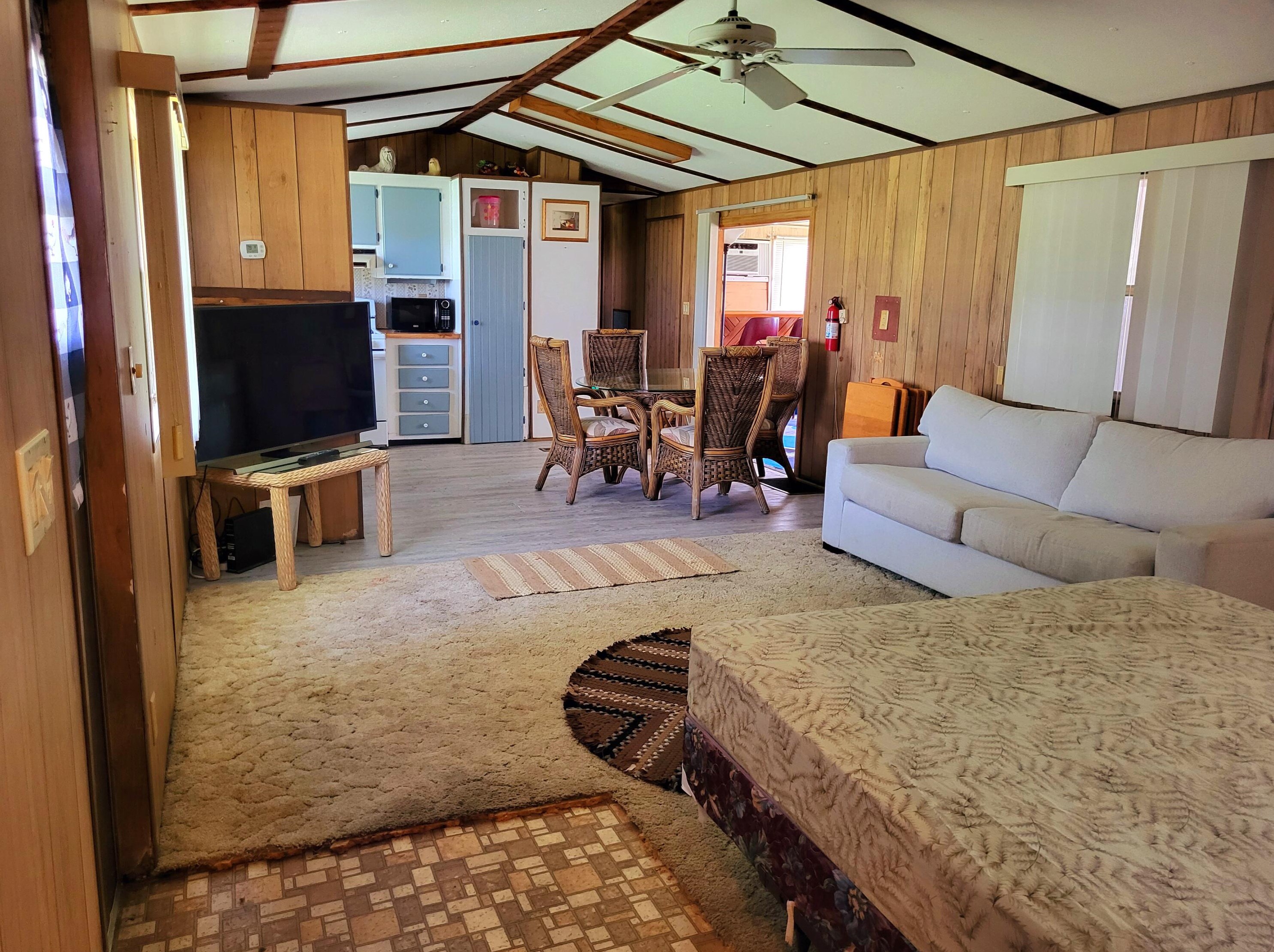 1031 Lk Dr, Okeechobee FL 34974-0299 exterior