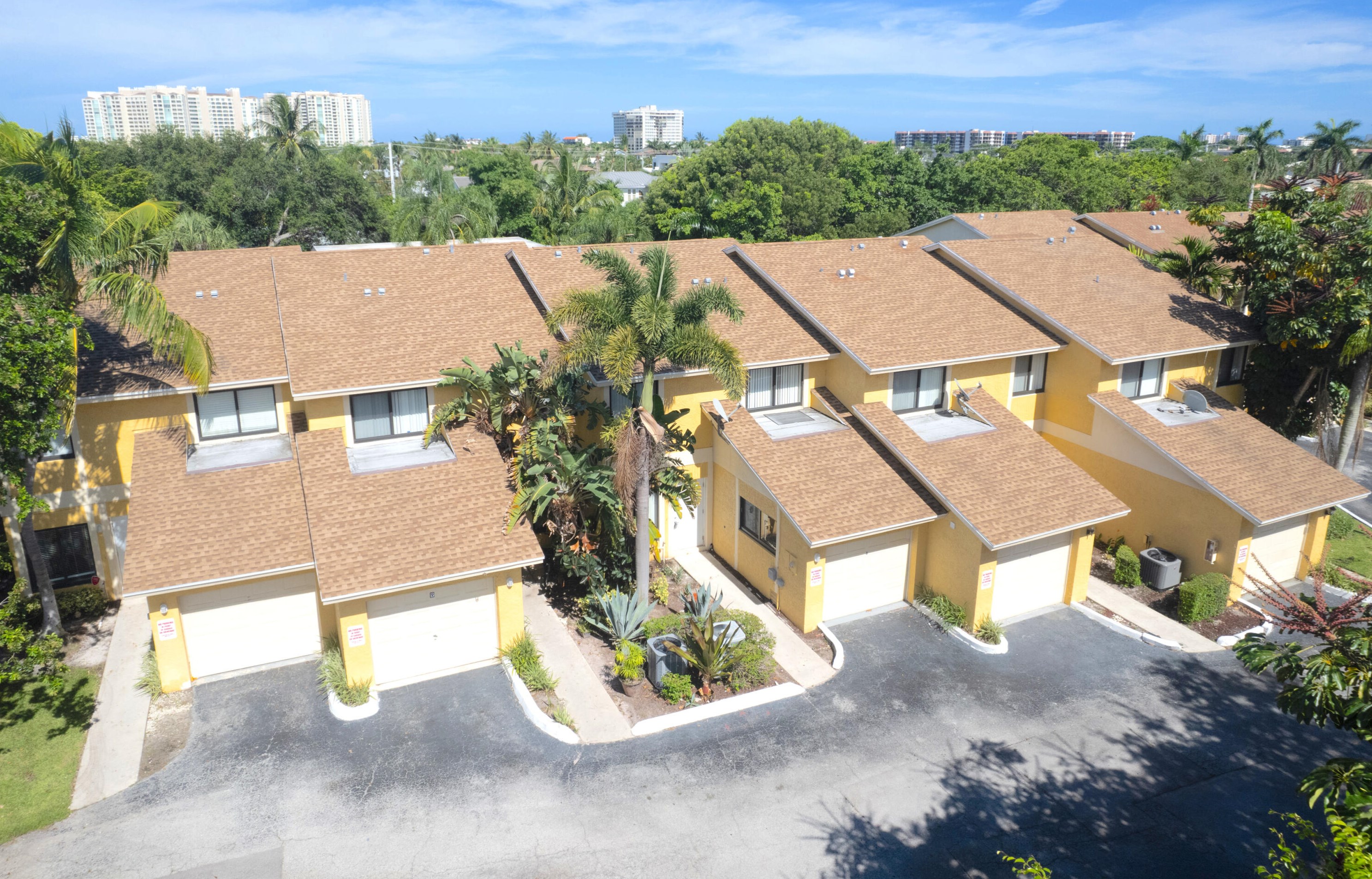 660 Coventry St, Boca Raton, FL 33487