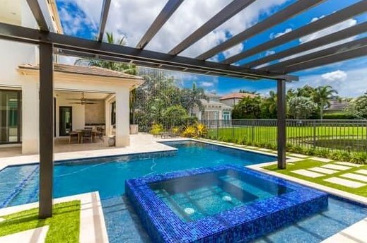9124 Redonda Dr, Boca Raton, FL 33496-1062
