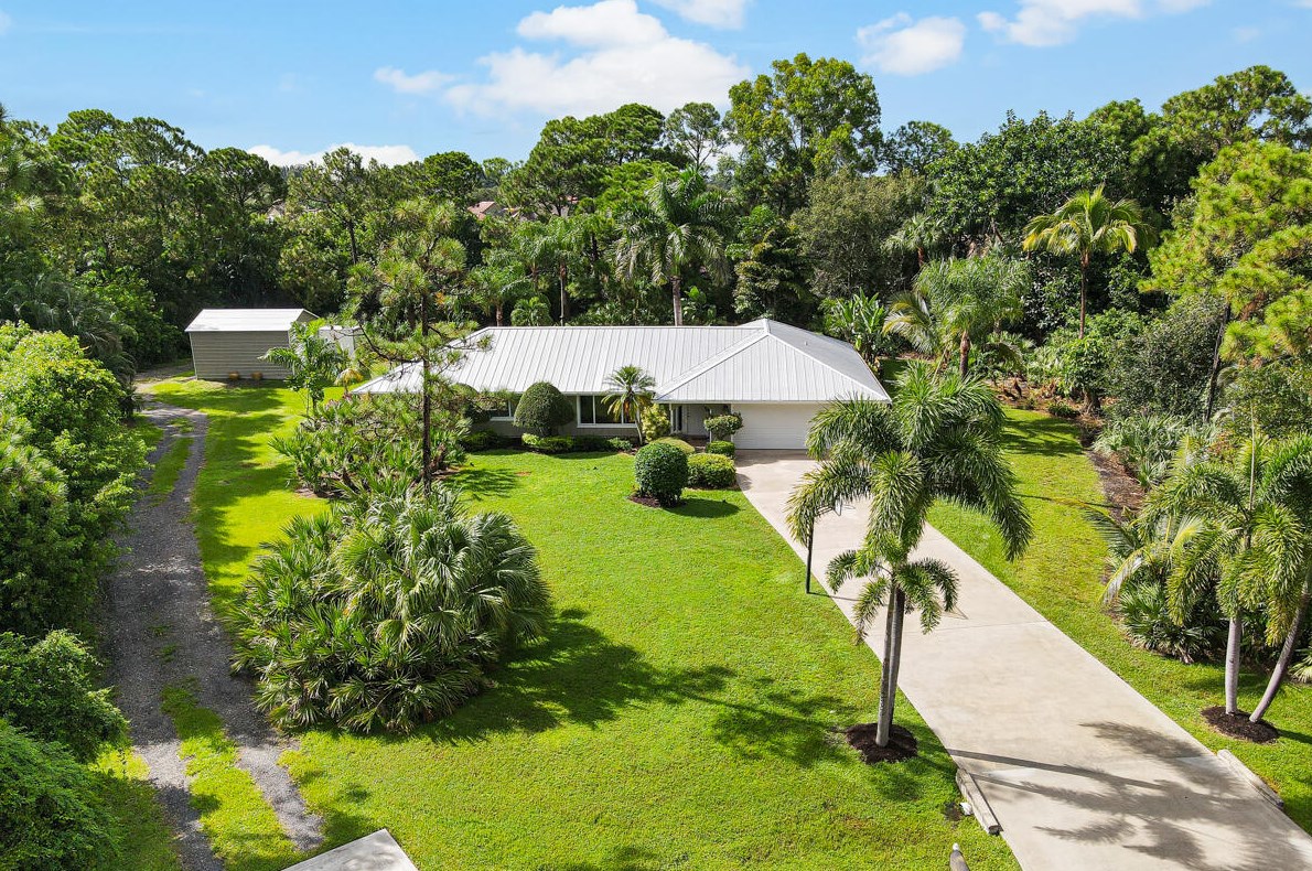 2122 Perry Ter, Stuart, FL 34997-7939