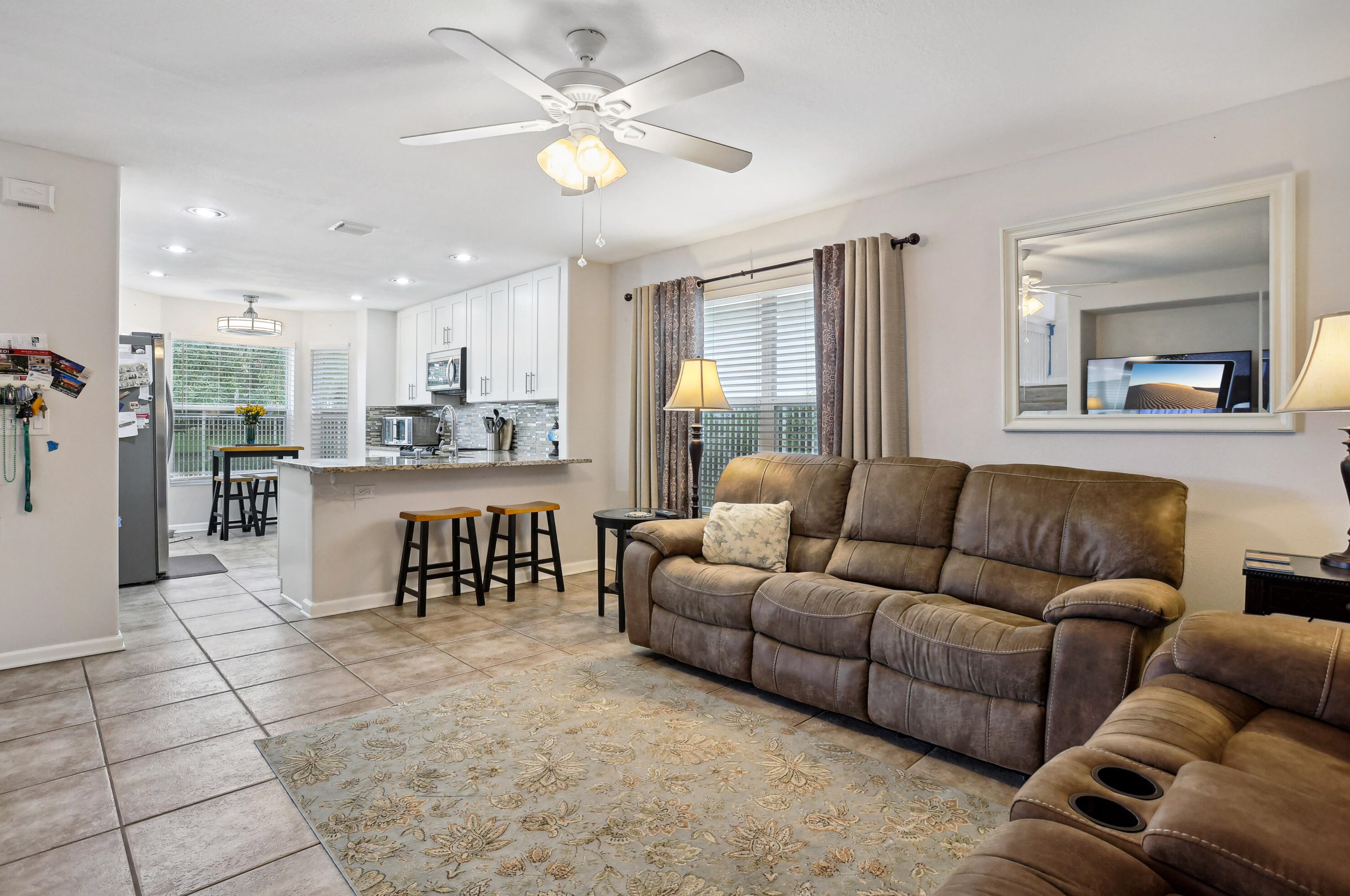 6006 Las Colinas Cir, Lake Worth FL 33463-6560 exterior