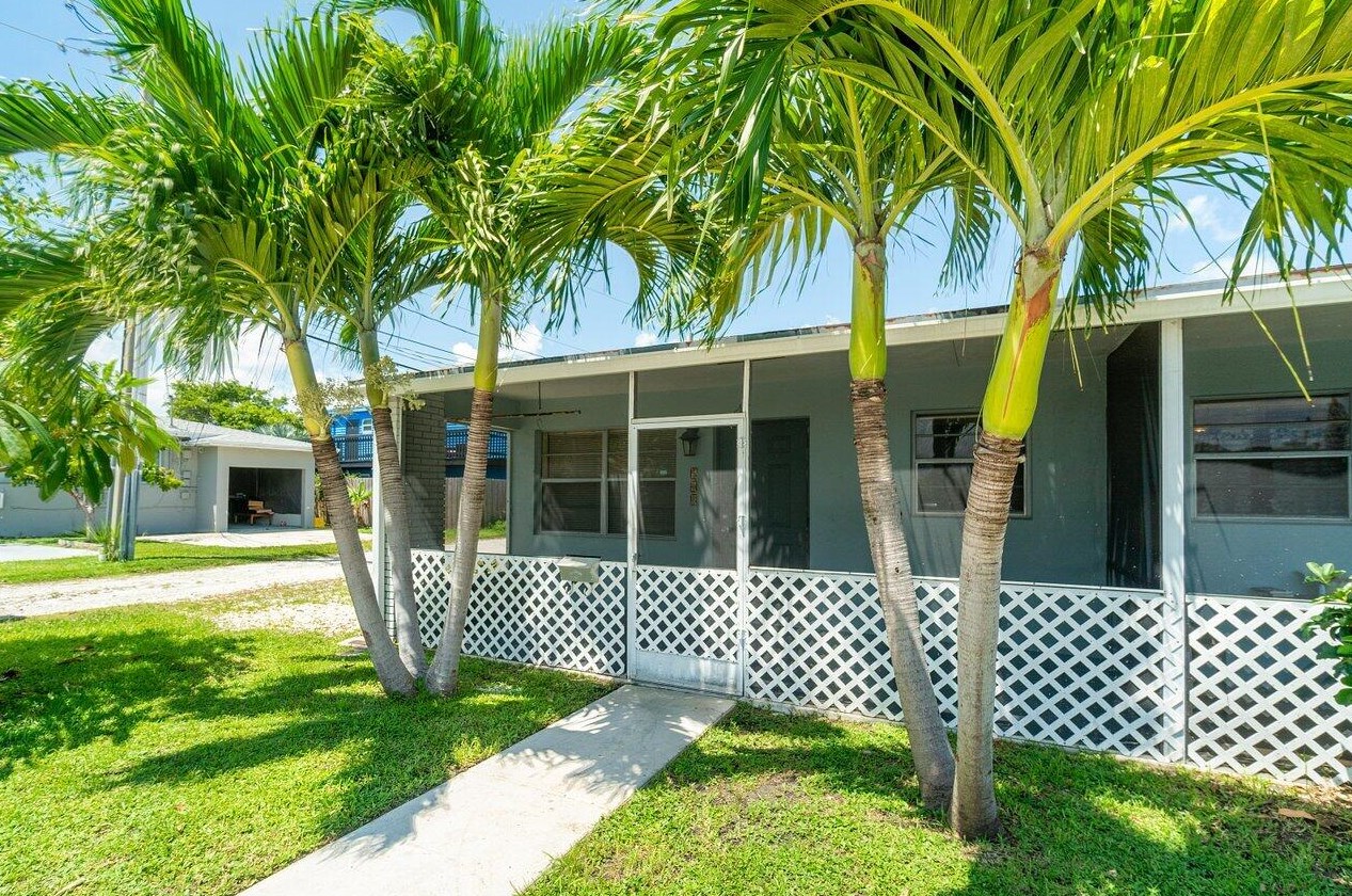 508 9th Ave, Lake Worth, FL 33460-2620