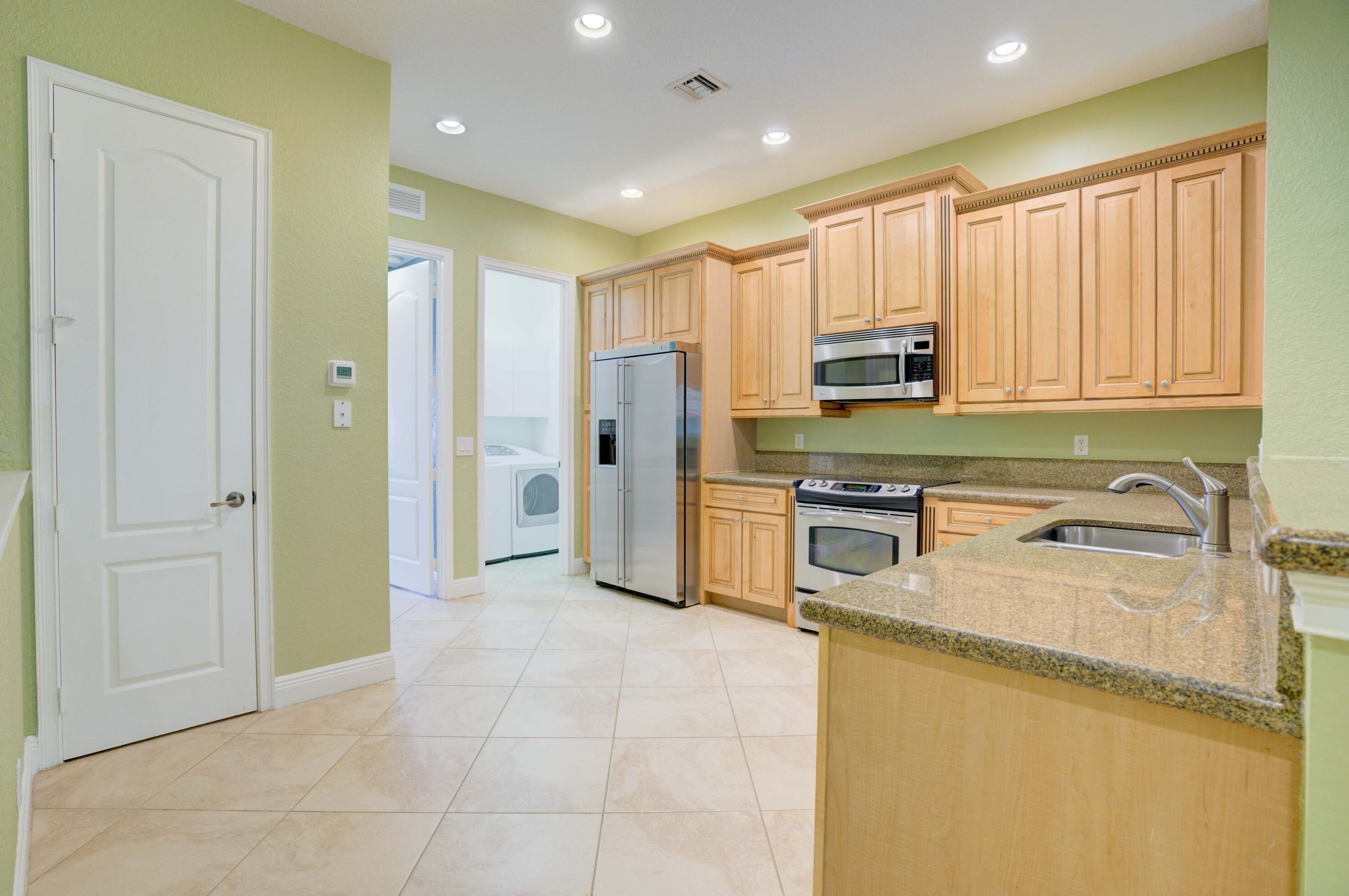5113 Artesa Way W, West Palm Beach, FL 33418