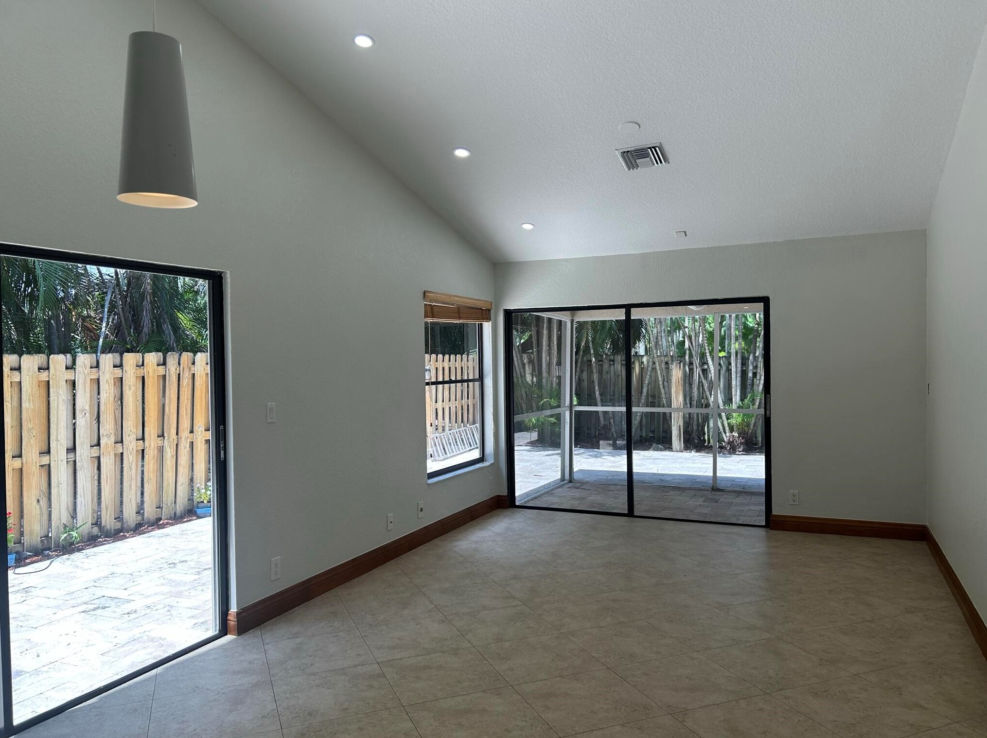 5541 Croydon Ct, Boca Raton, FL 33486-8658