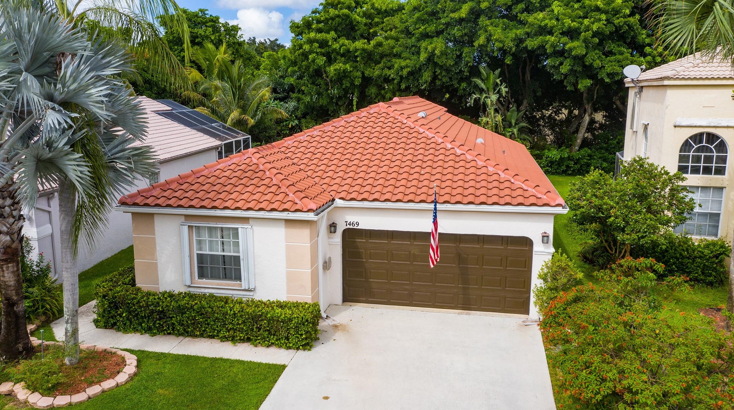 7469 Kingsley Ct, Lake Worth FL  33467-7325 exterior