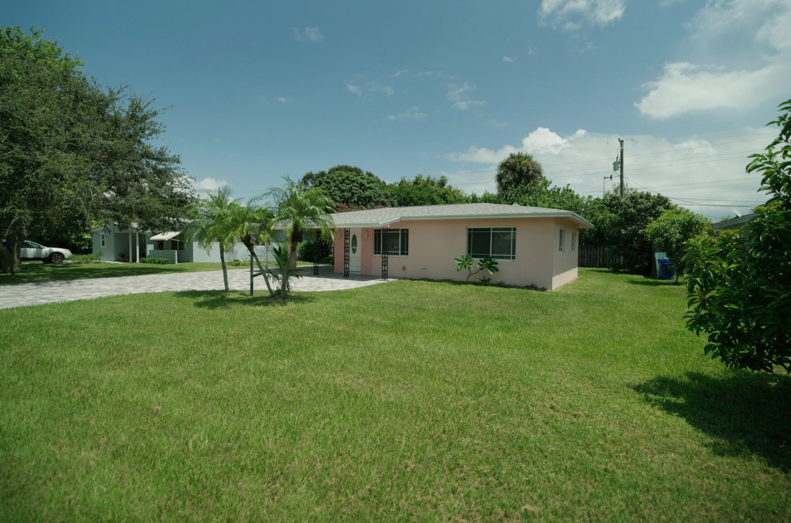 1446 6th Ct, Vero Beach, FL 32960
