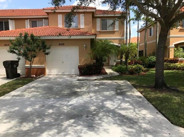 6109 Reynolds St, West Palm Beach, FL 33411