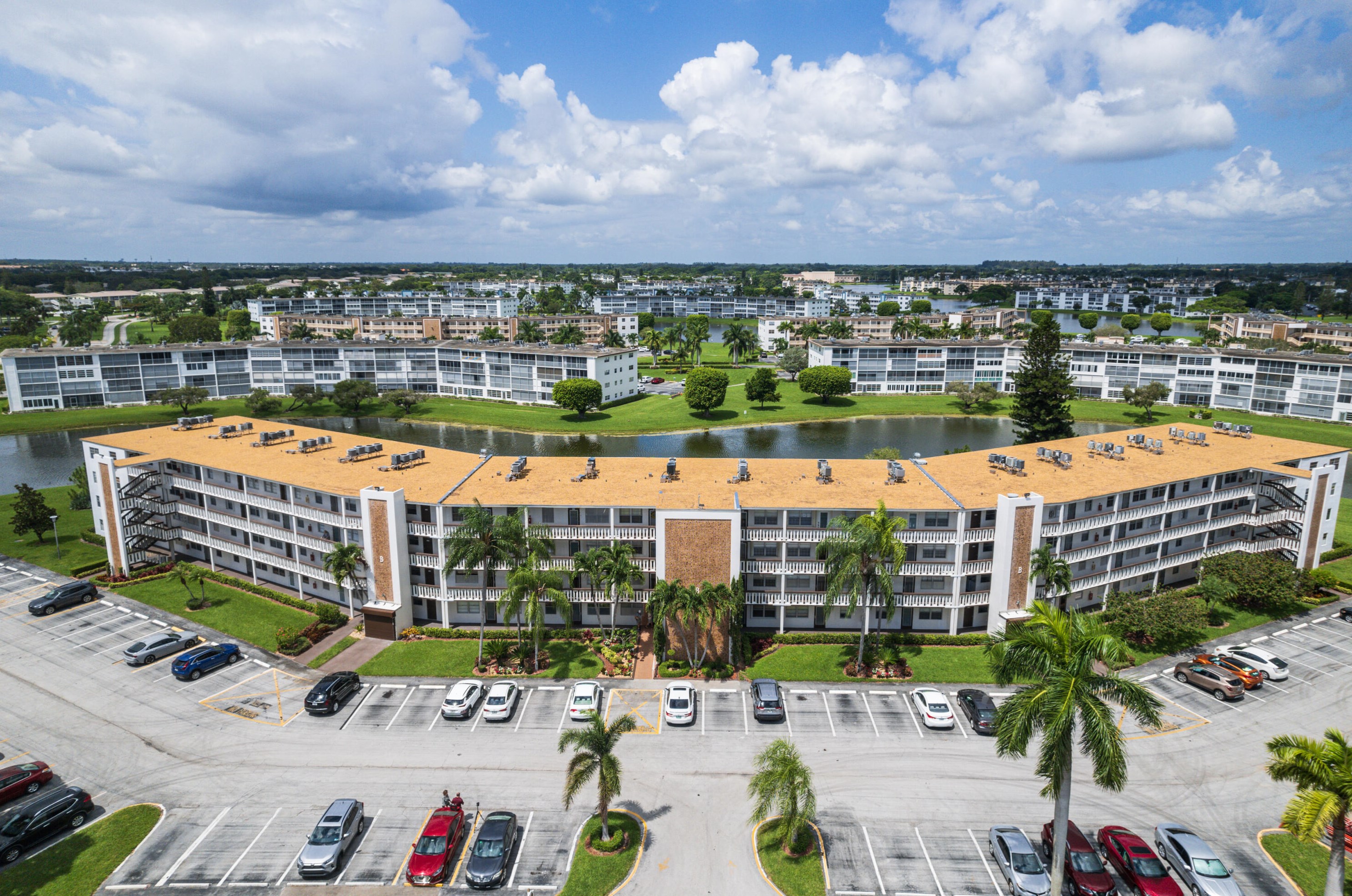 1031 Hythe B, Boca Raton, FL 33434
