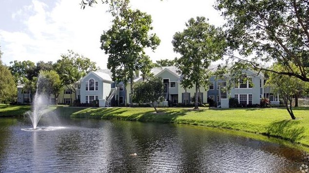 1050 Crystal Way #l, Delray Beach, FL
