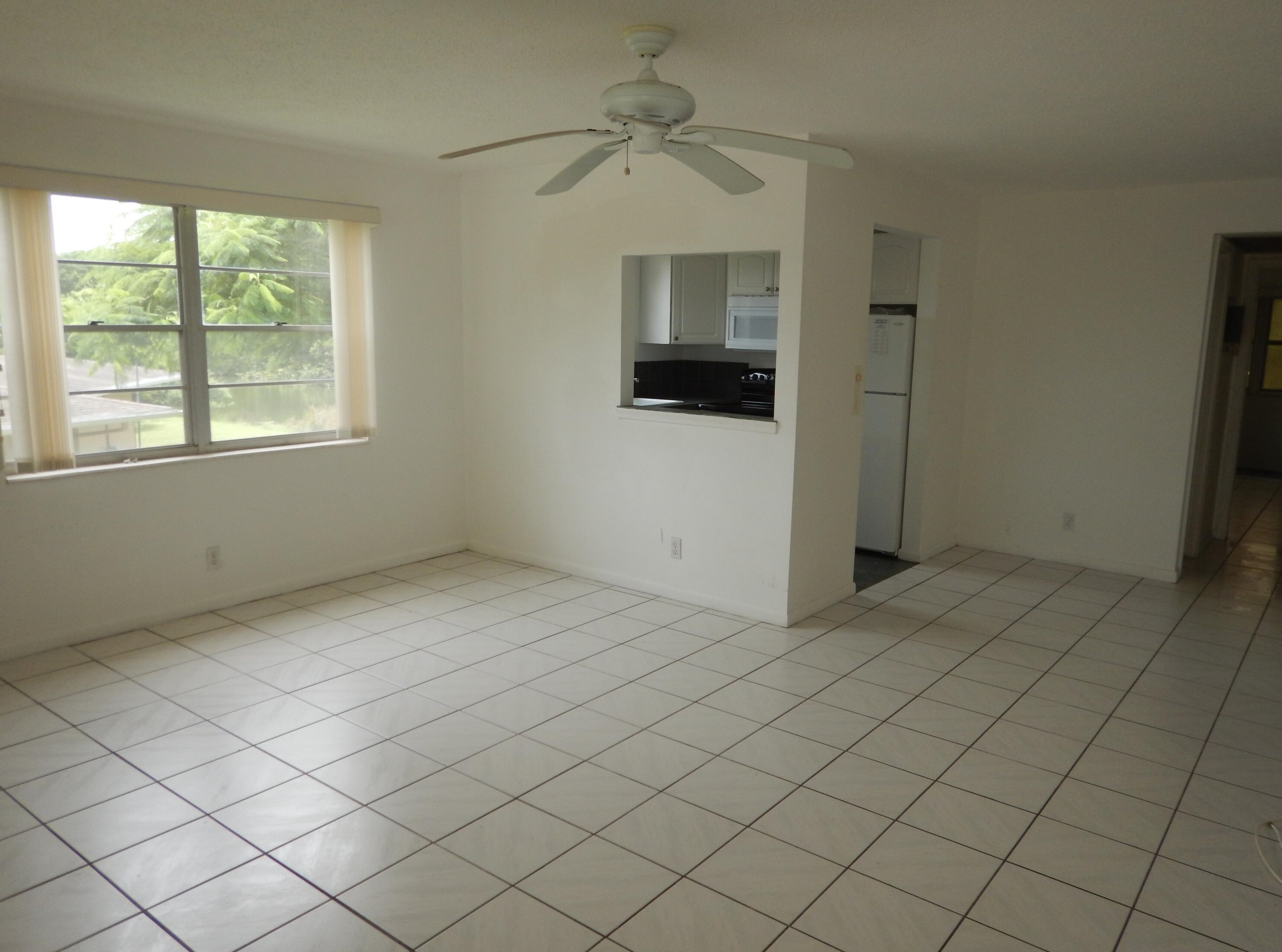 38 Camden B, West Palm Beach, FL 33417