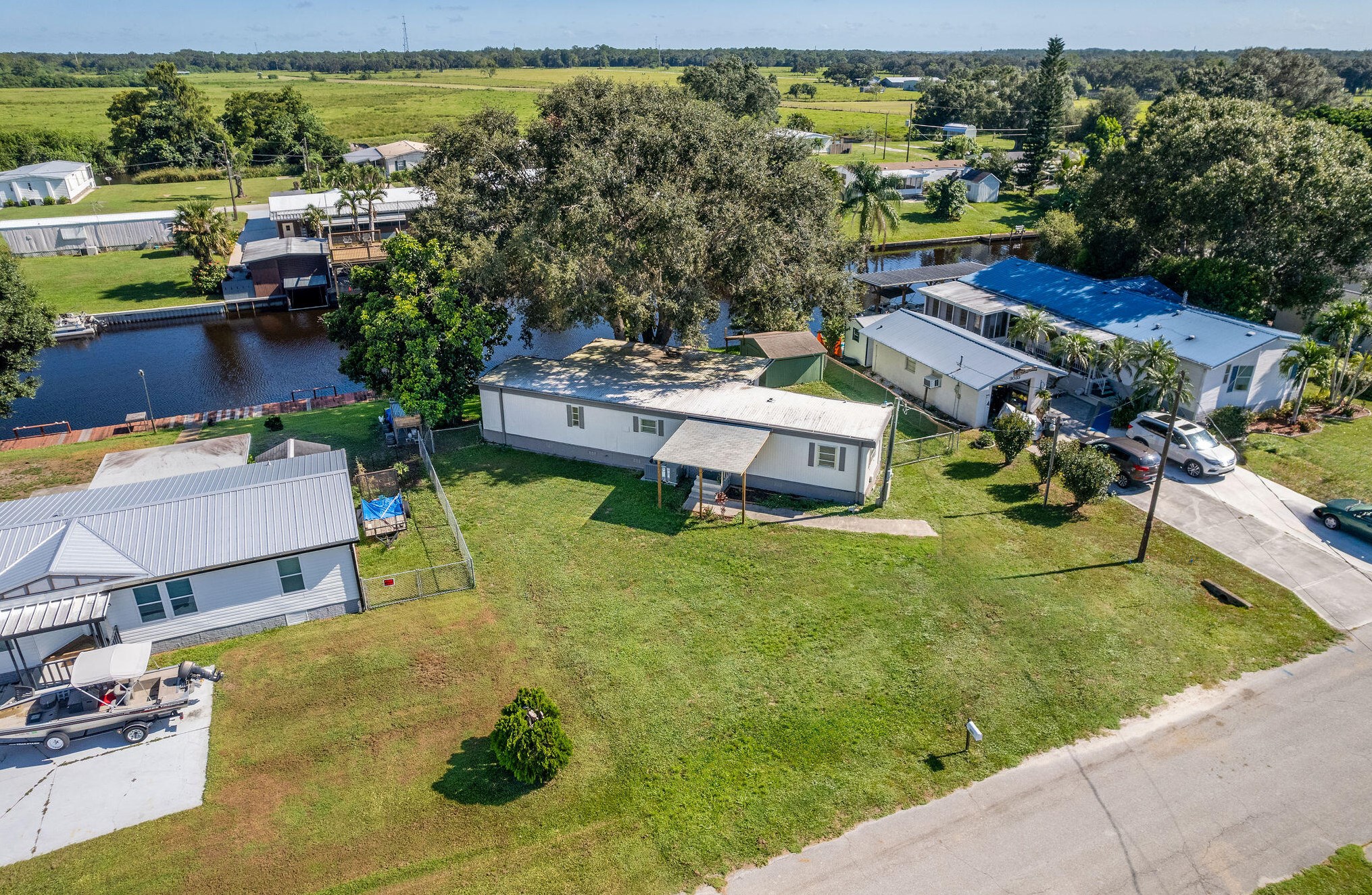 3023 19th Ct, Okeechobee FL  34974-6318 exterior