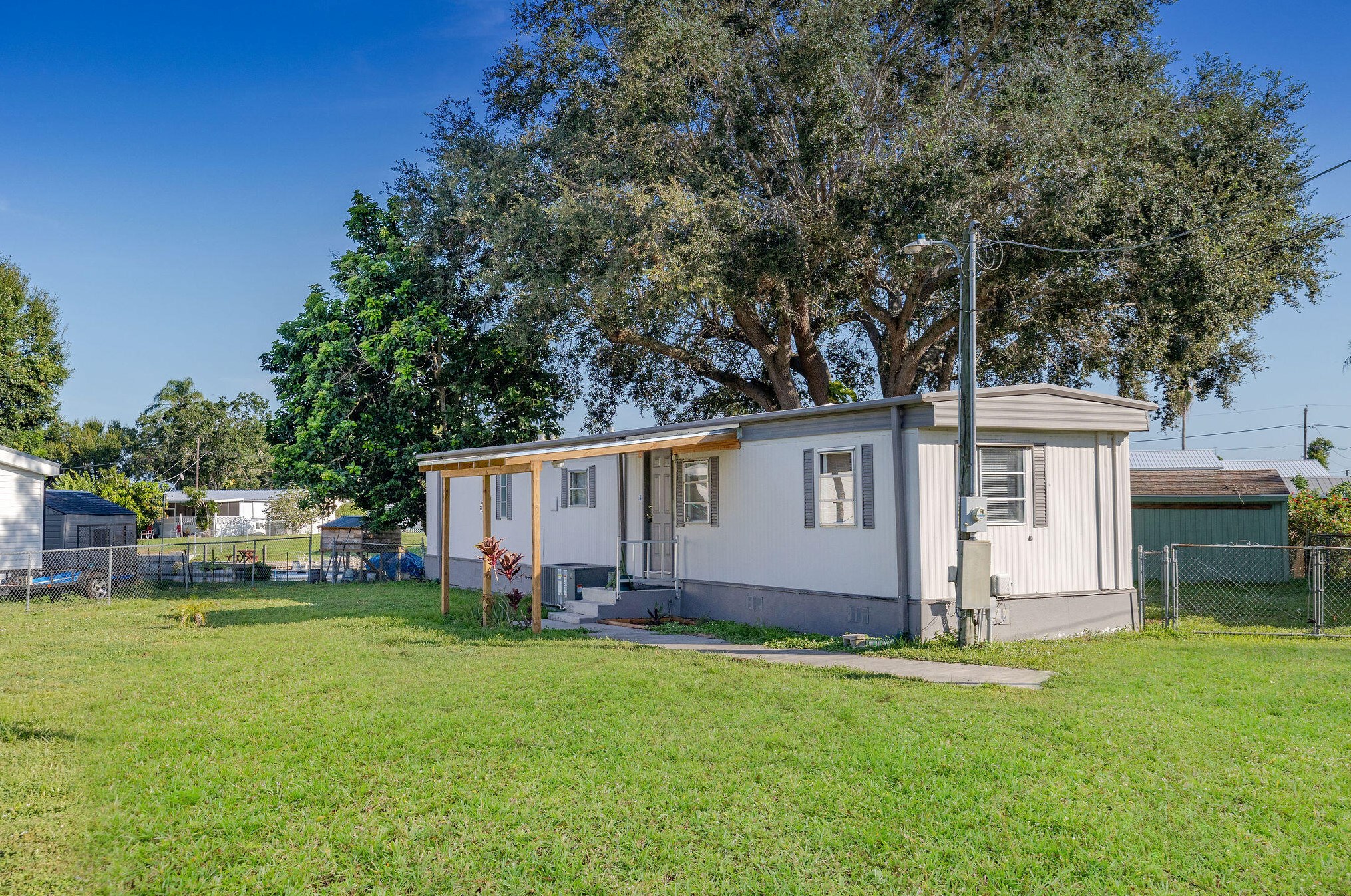 3023 19th Ct, Okeechobee FL  34974-6318 exterior