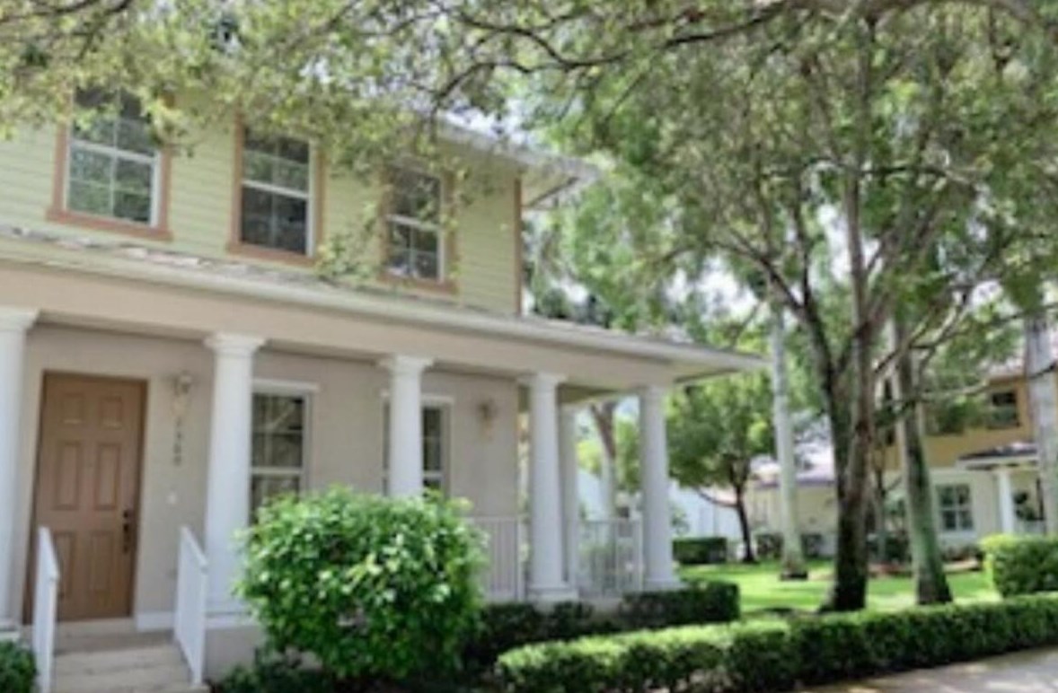 1560 Frederick Small Rd, Jupiter, FL 33458