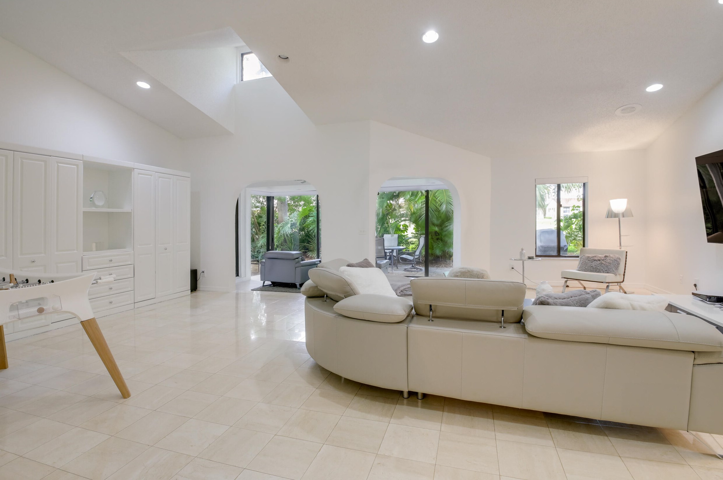 6764 Versailles Ct, Lake Worth FL  33467-5062 exterior