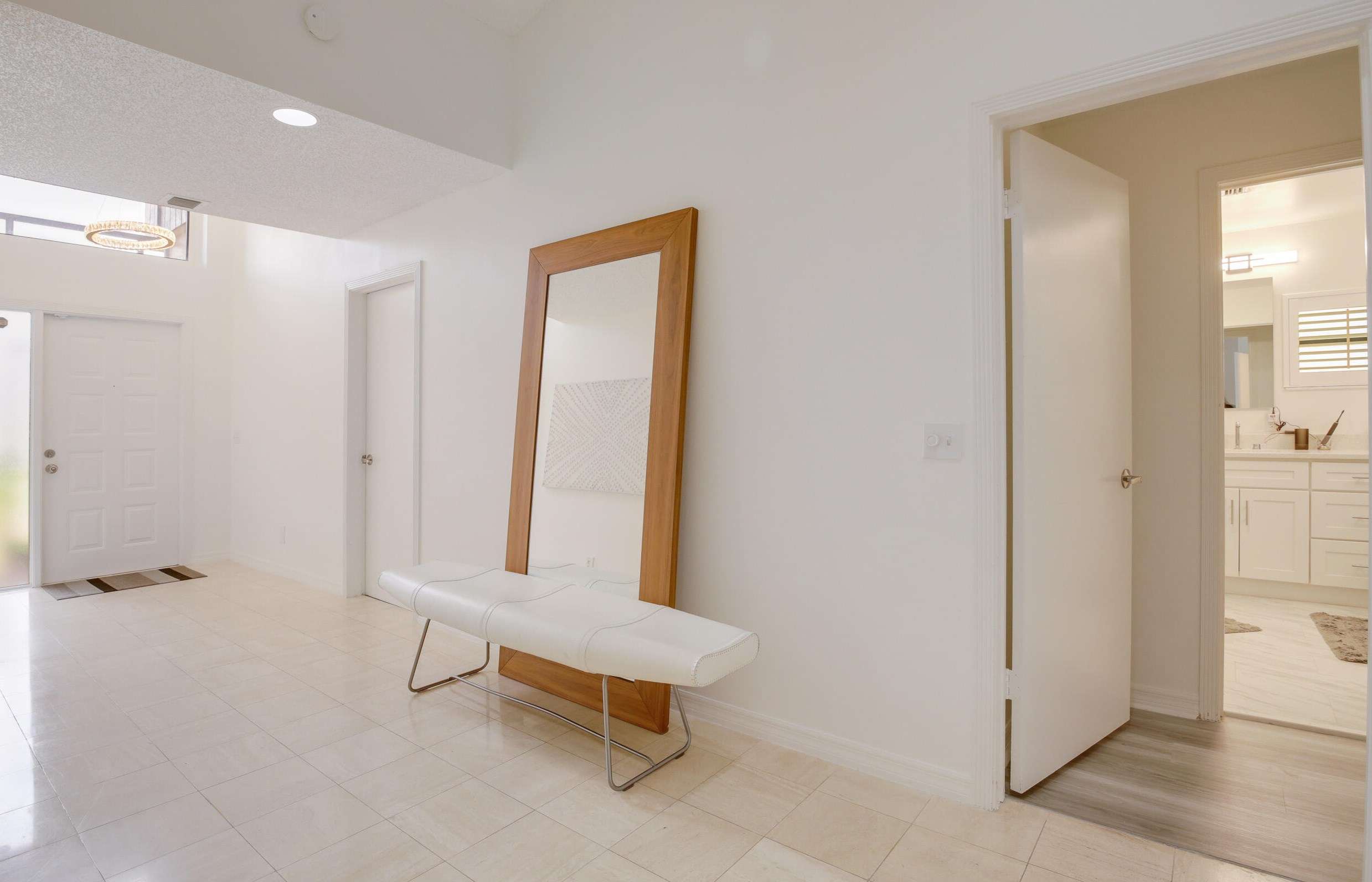 6764 Versailles Ct, Lake Worth FL  33467-5062 exterior