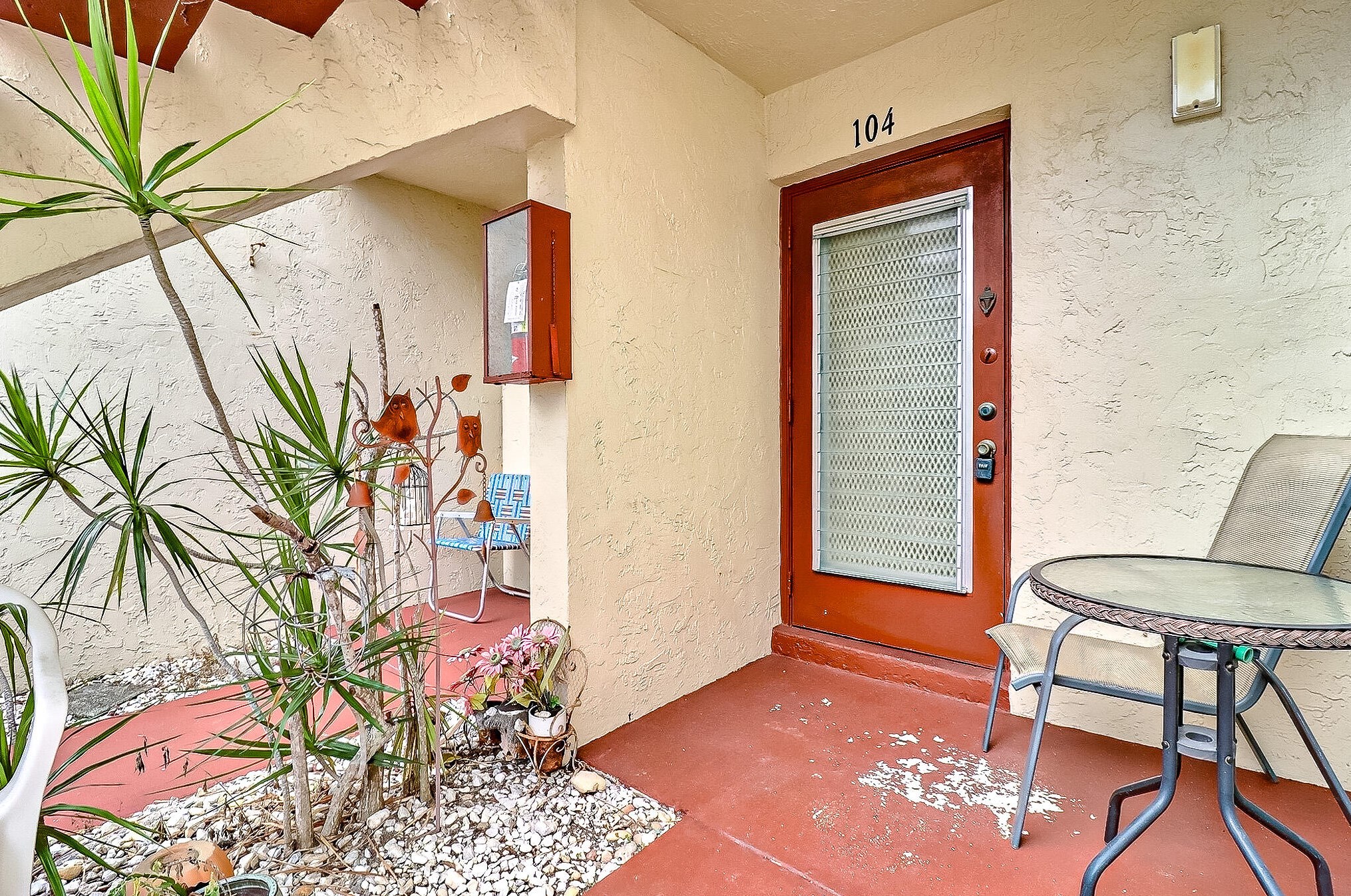 17 Willowbrook Ln #104, Delray Beach, FL 33446
