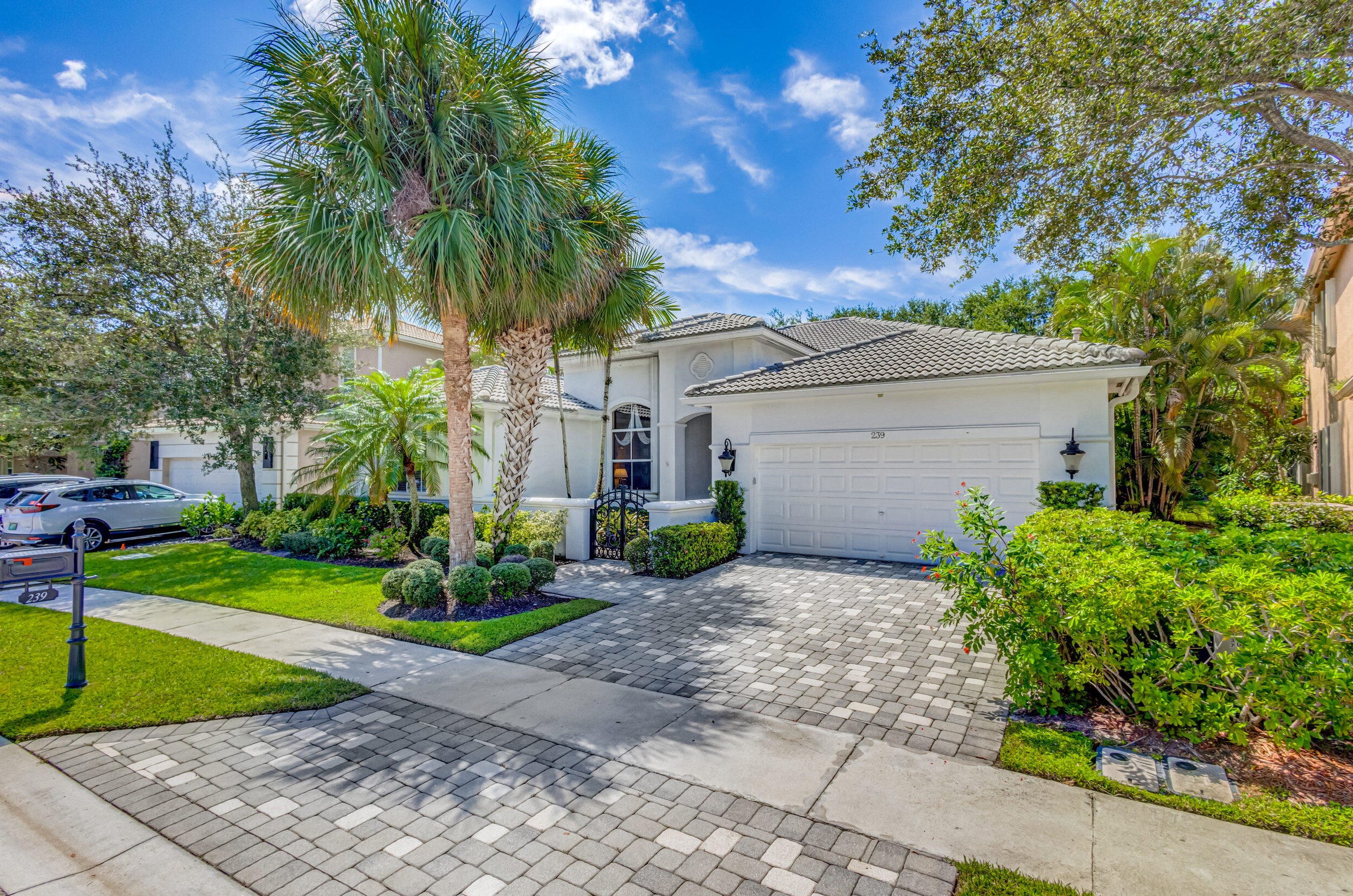 239 Sedona Way, West Palm Beach, FL 33418-1718