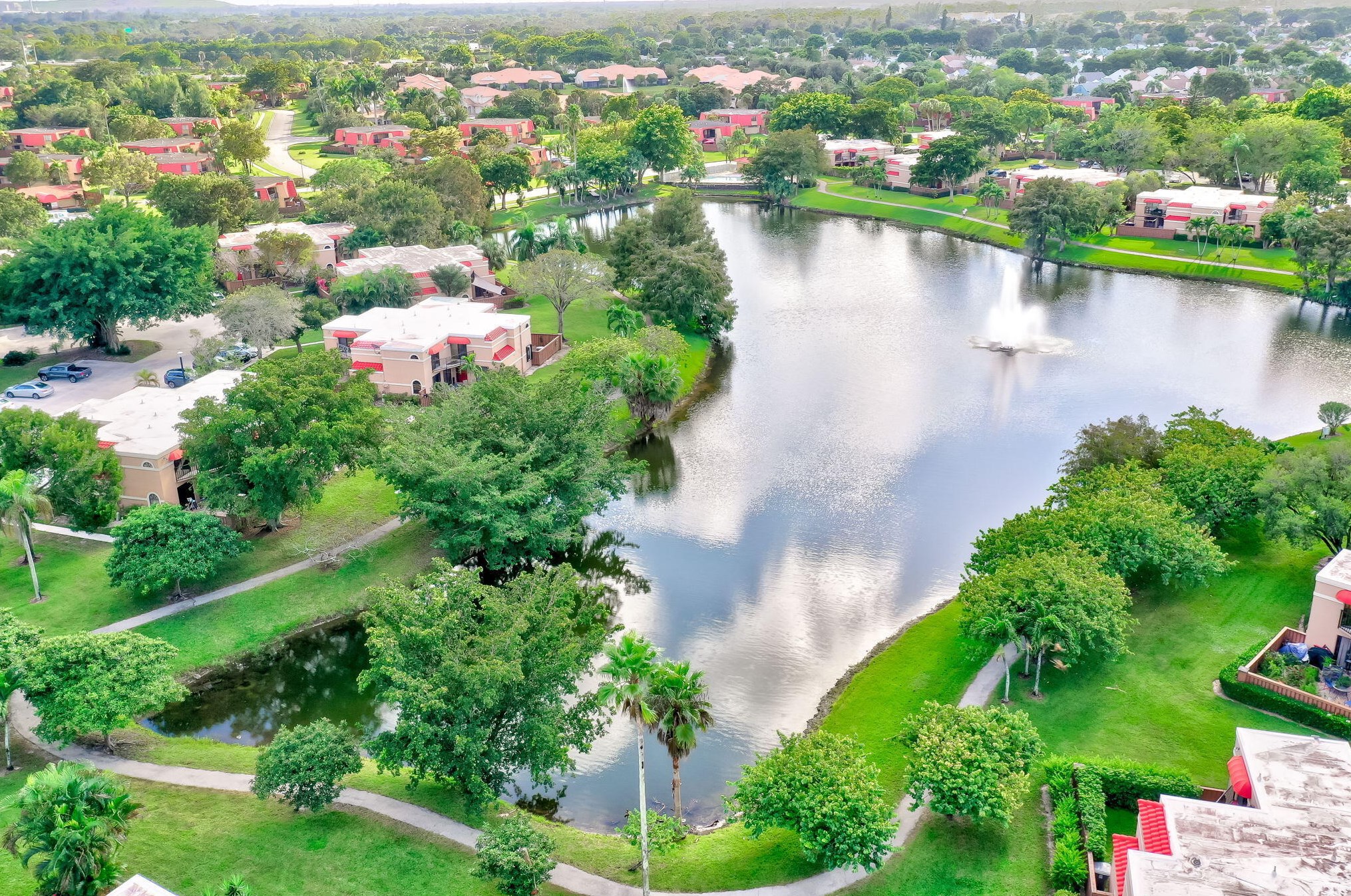 8116 Severn Dr, Boca Raton FL 33433-8331 exterior