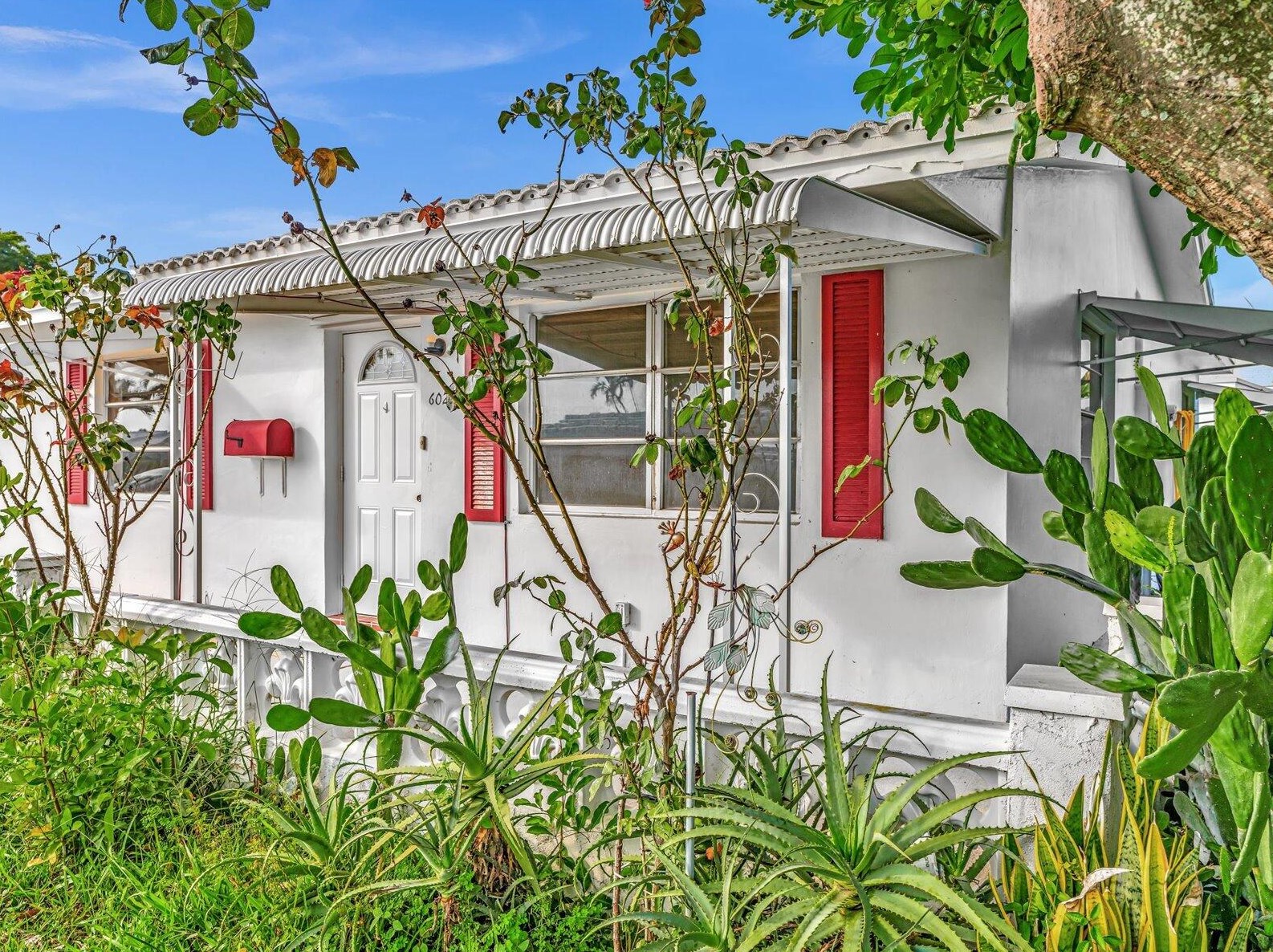 602 15th St, Boynton Beach, FL 33426-4601