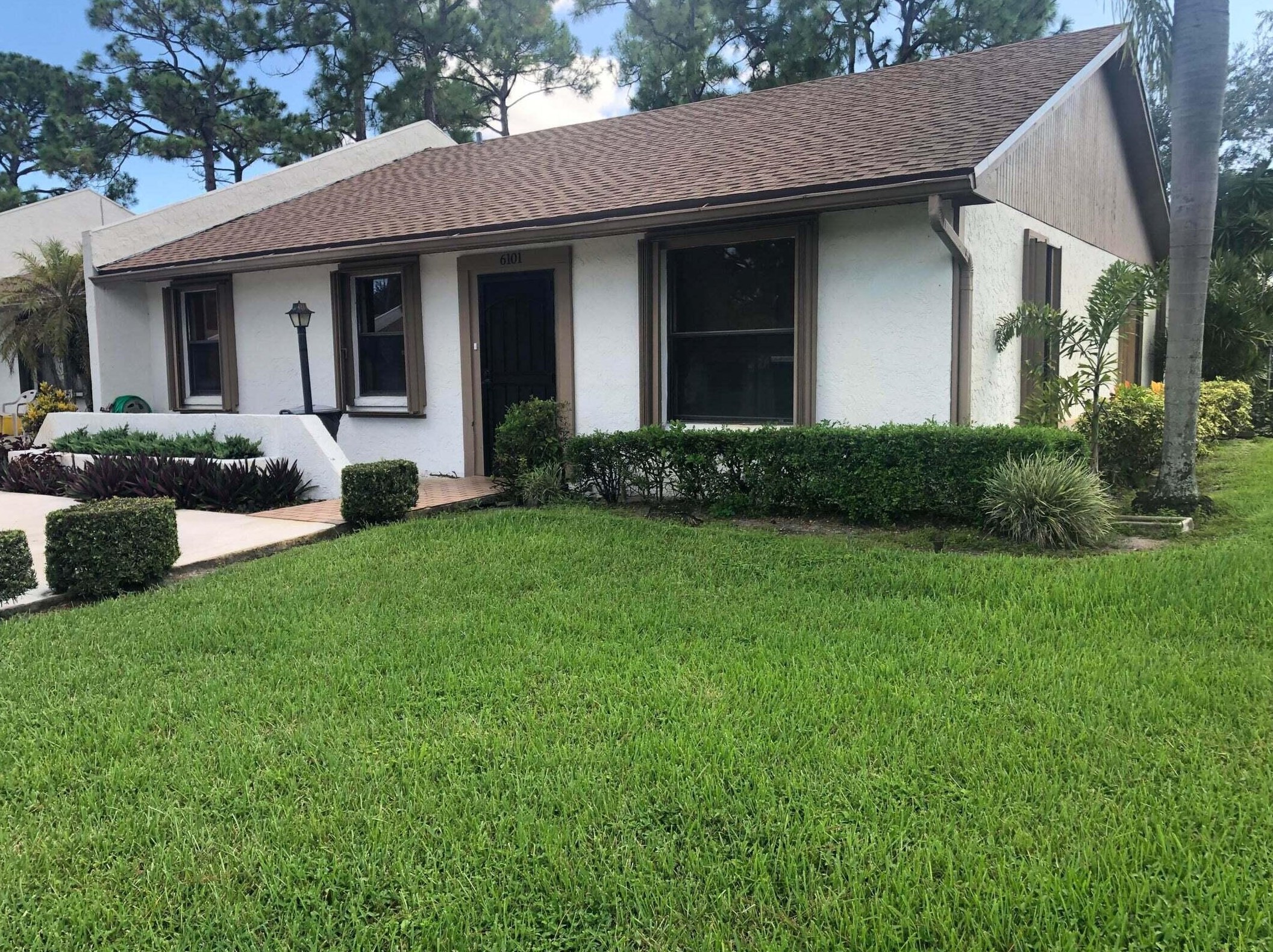 6101 Fairfield Cir, Lake Worth, FL 33463-3052