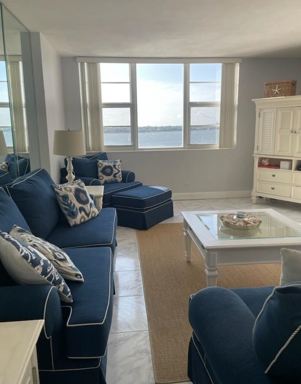 2800 N Flagler Dr Apt 701, West Palm Beach, FL 33407