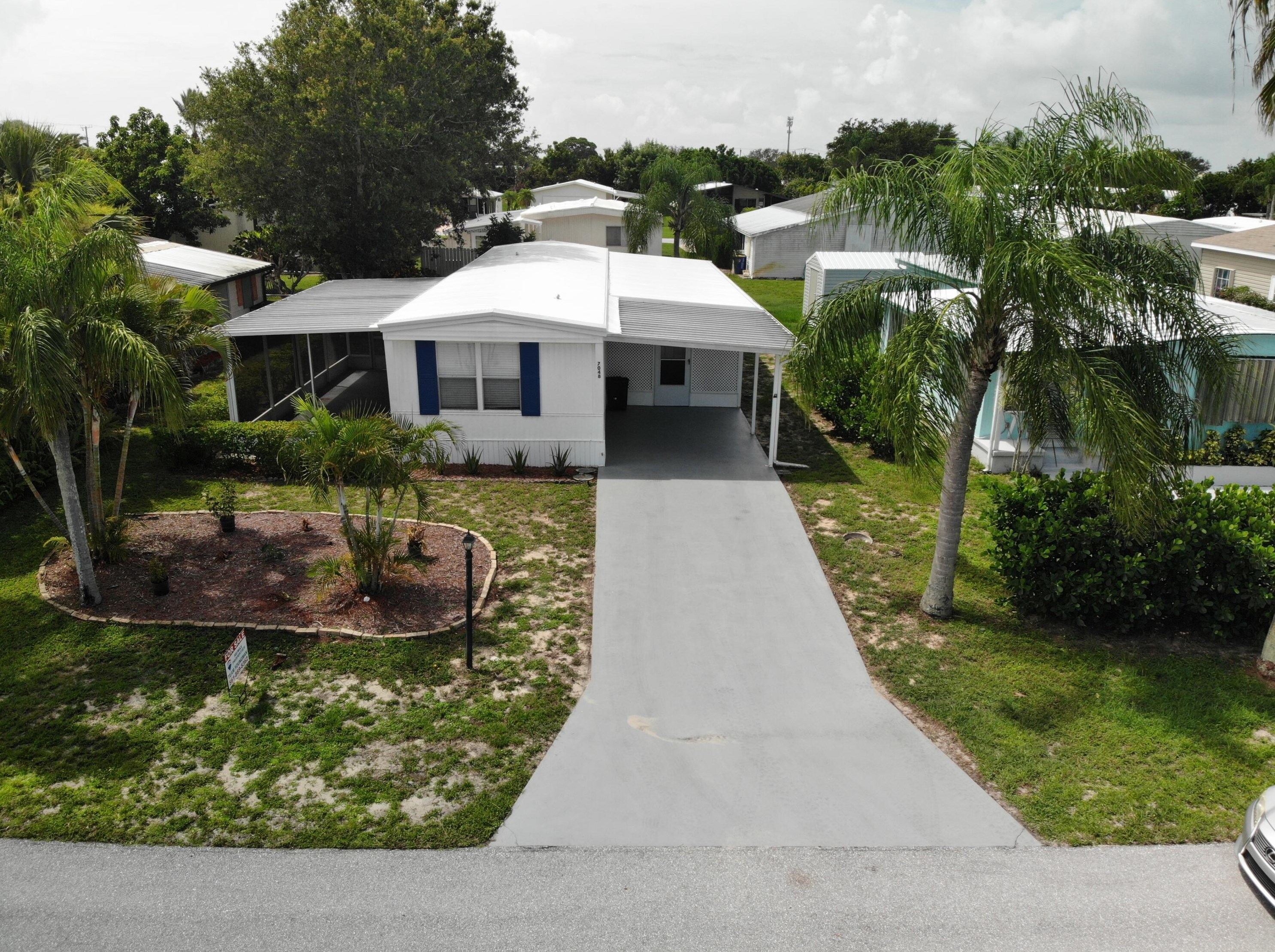 7048 Delegate St, Hobe Sound FL  33455-6022 exterior