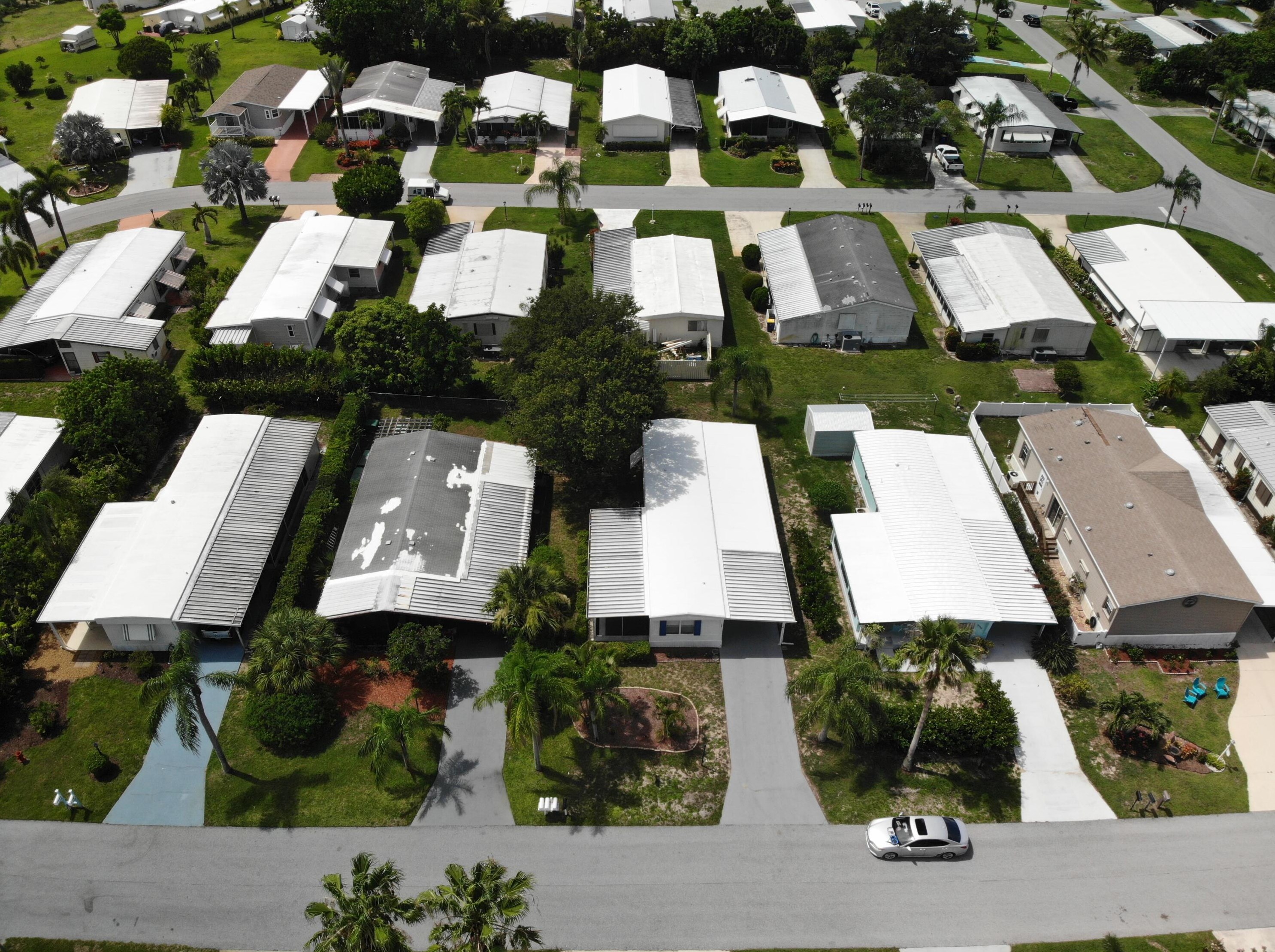 7048 Delegate St, Hobe Sound FL  33455-6022 exterior