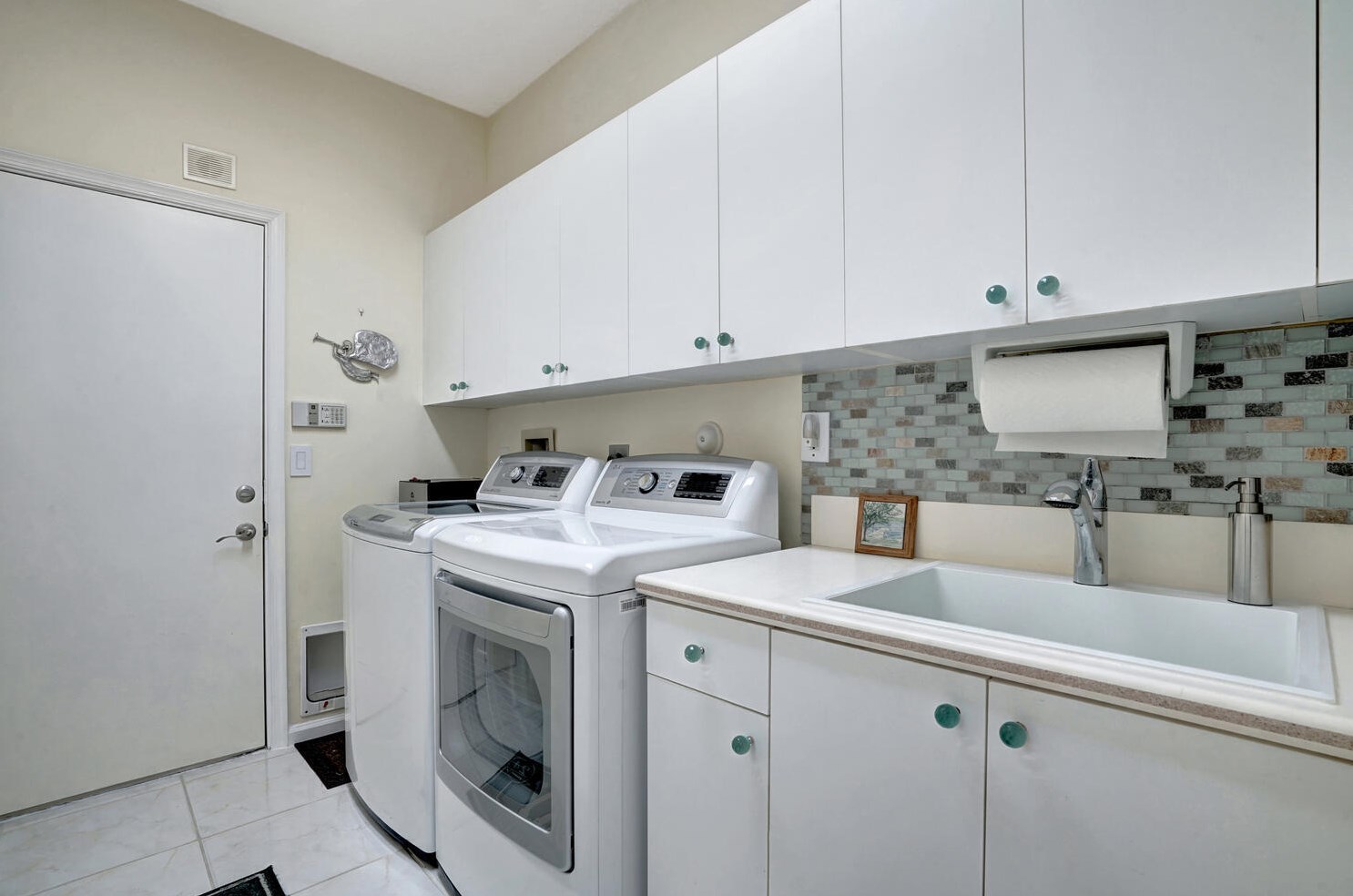 8211 Muirhead Cir, Boynton Beach FL 33472-5064 exterior