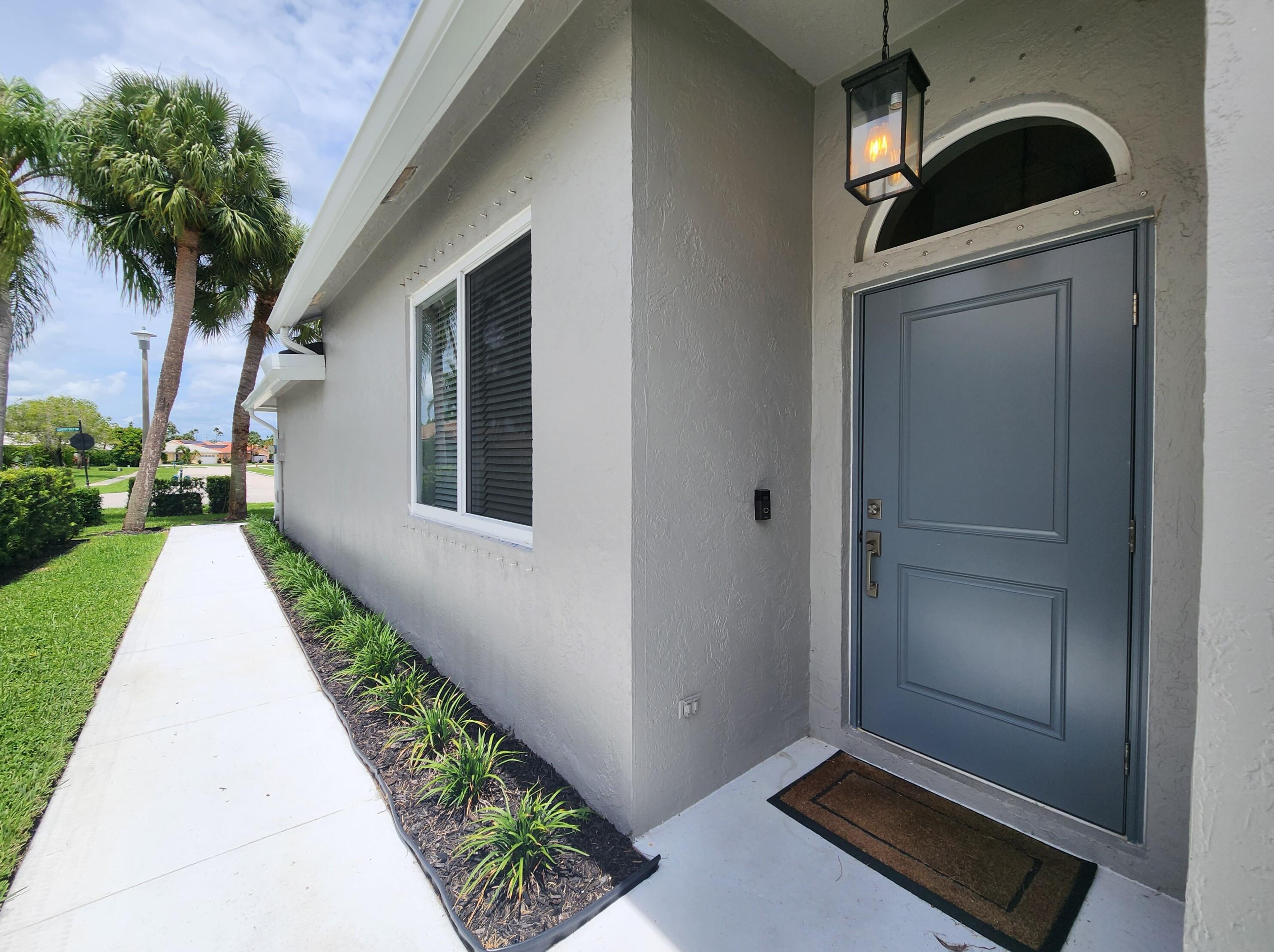 2622 Country Golf Dr, West Palm Beach, FL 33414