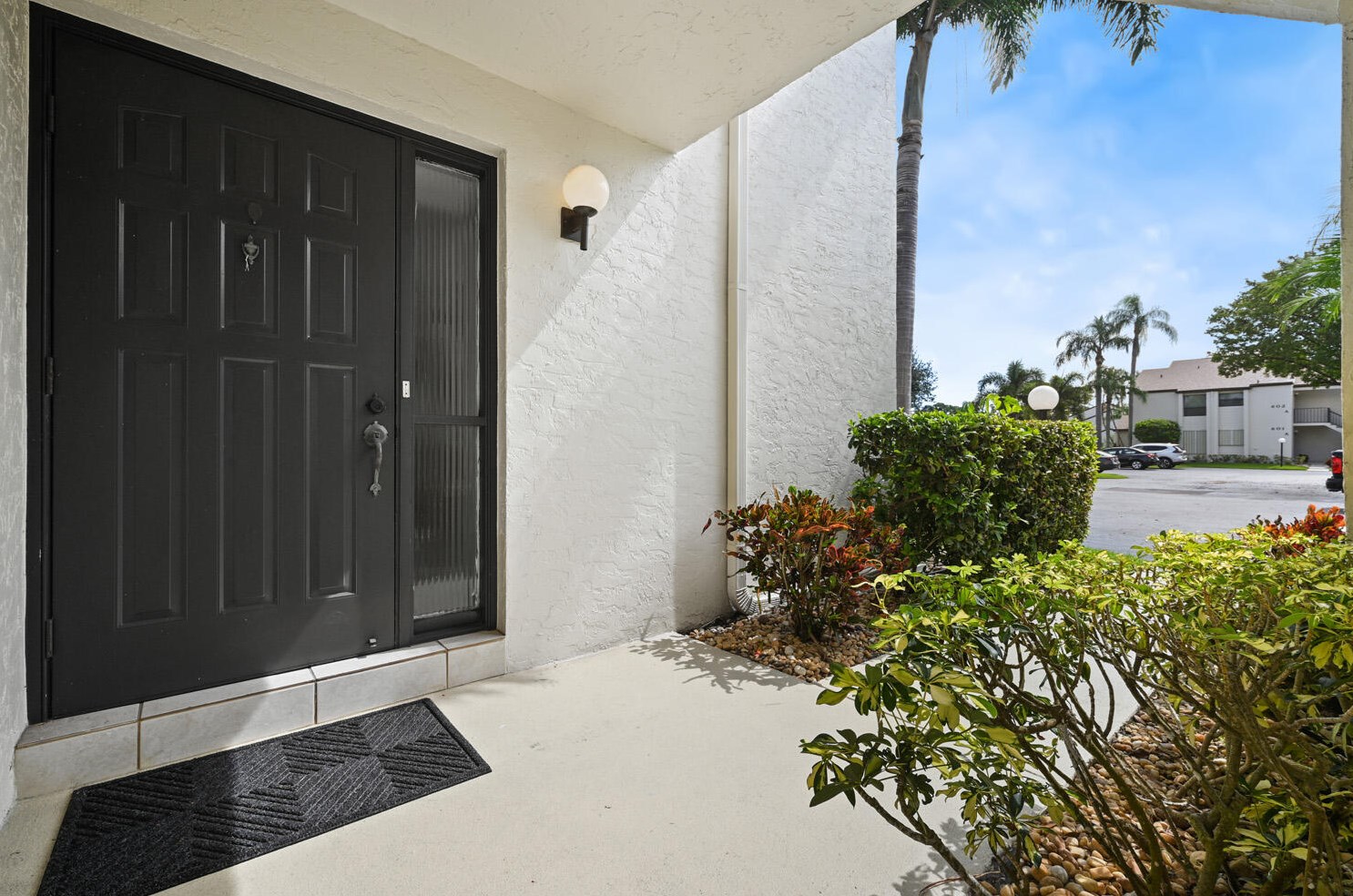 701 Wingfoot Dr, Jupiter, FL 33458-7678