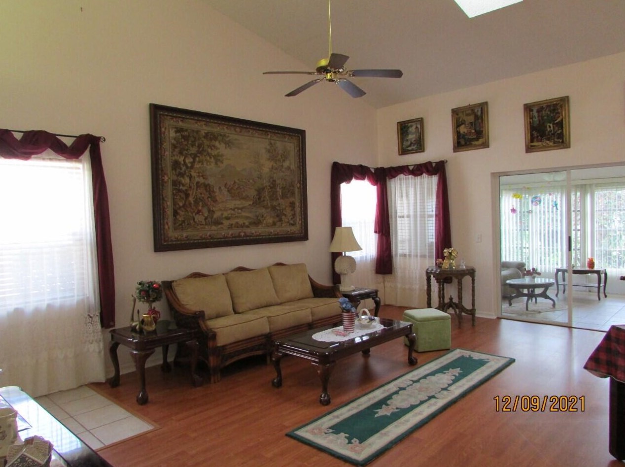 4271 Se Brittney Cir, Fort Pierce, FL 34952