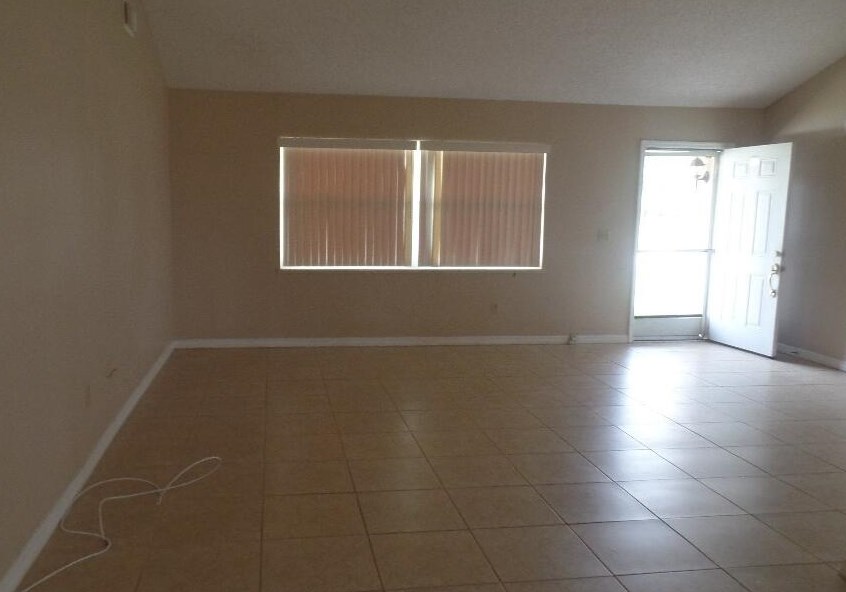 2729 Se Eagle Dr, Fort Pierce, FL 34984
