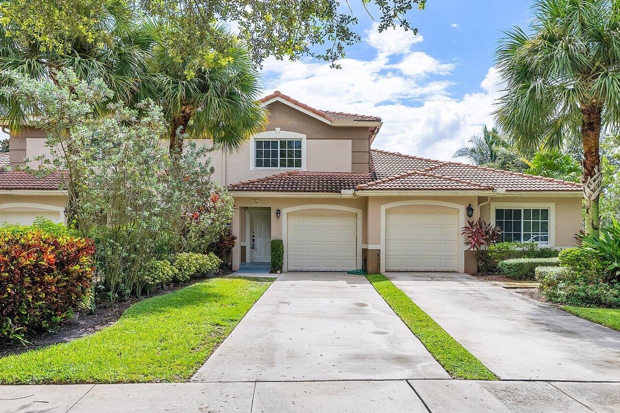 6748 Old Farm Trl, Boynton Beach, FL 33437