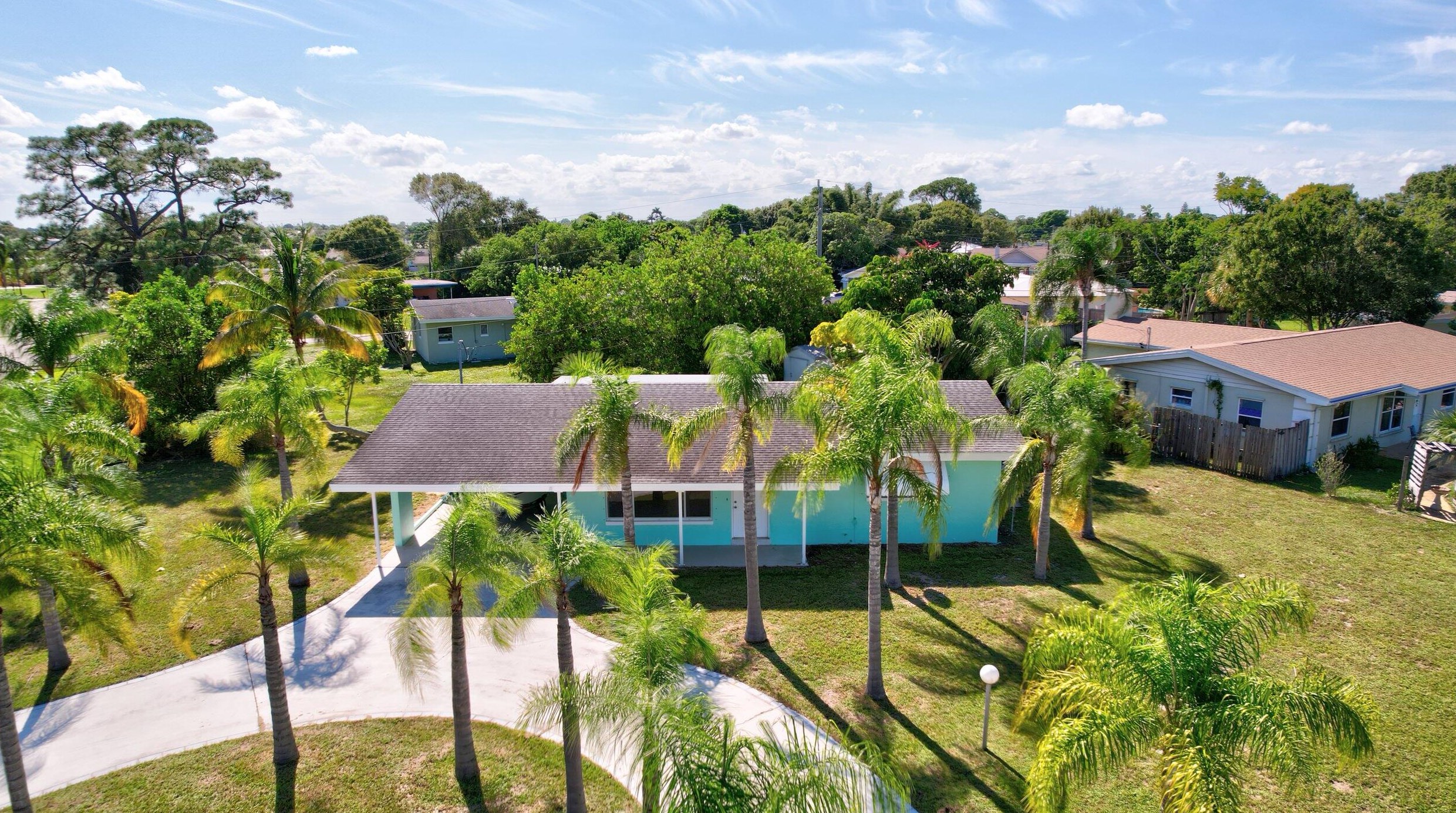 210 Beach Ave, Fort Pierce, FL 34952