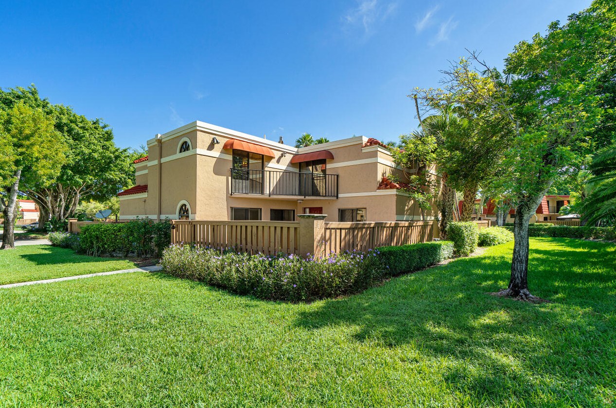 8050 Severn Dr #d, Boca Raton, FL