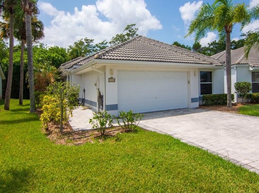 1705 Aynsley Way, Vero Beach, FL 32966
