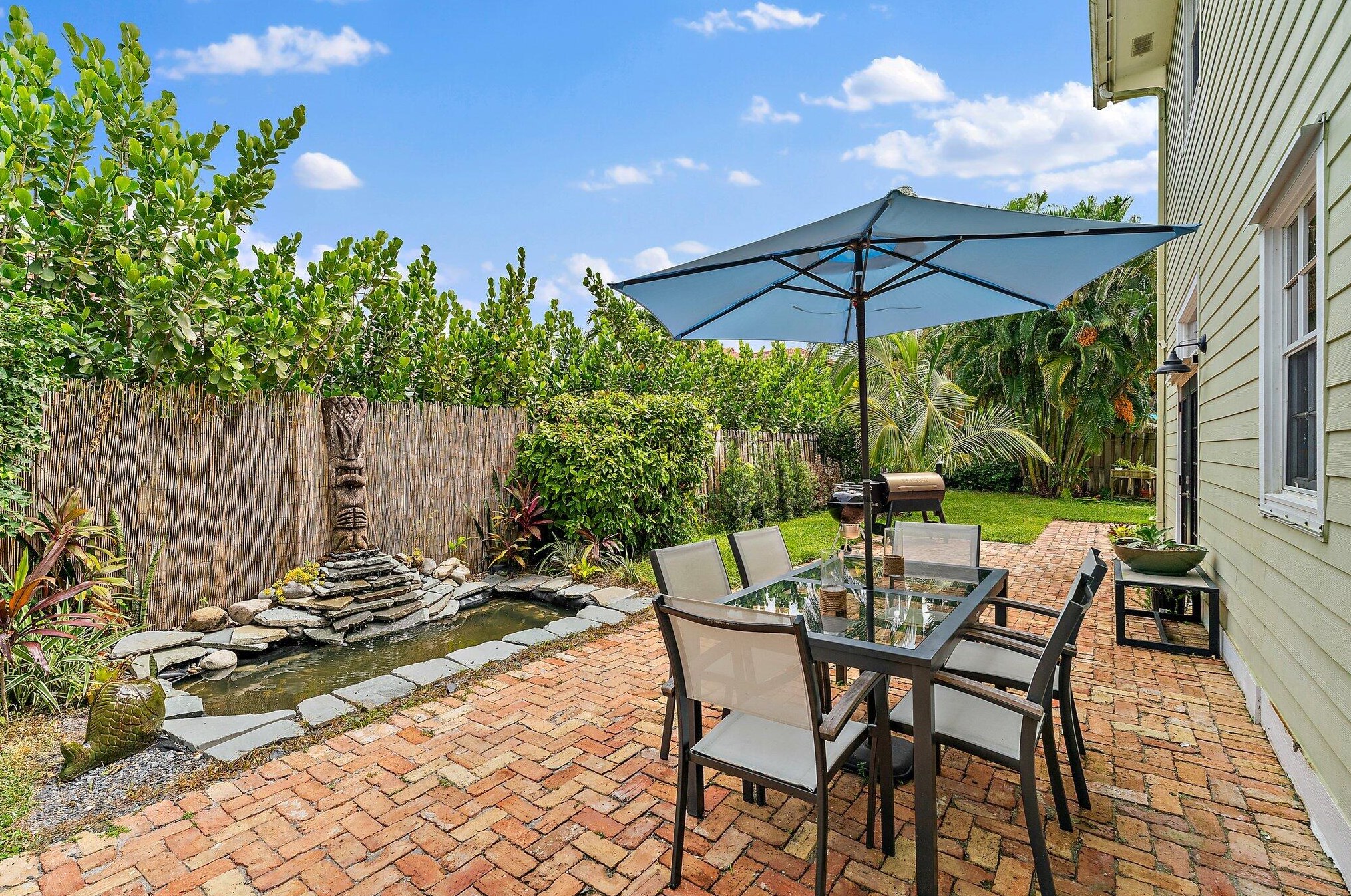 97 Beechwood Trl, Jupiter FL  33469-2101 exterior