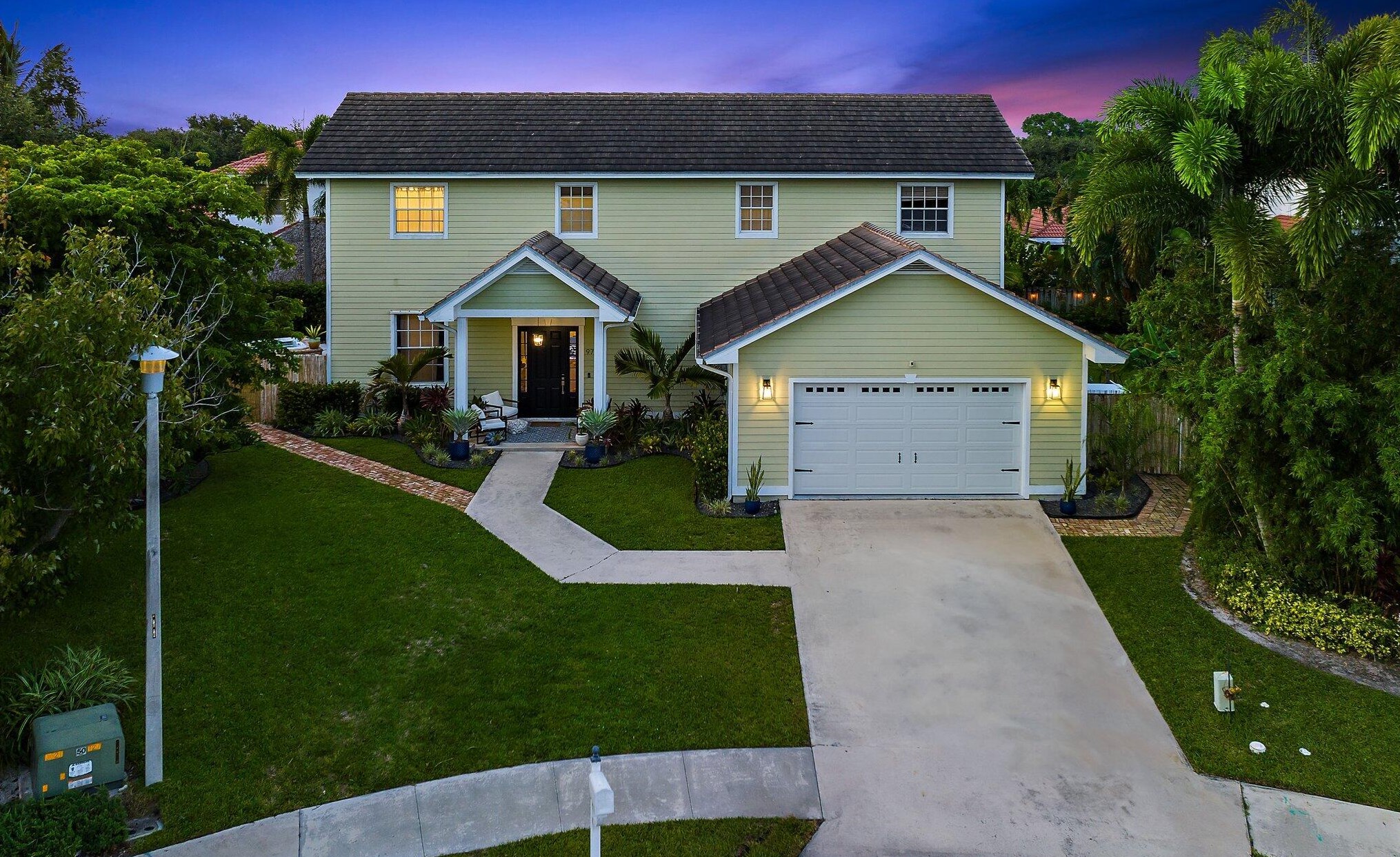 97 Beechwood Trl, Jupiter FL  33469-2101 exterior