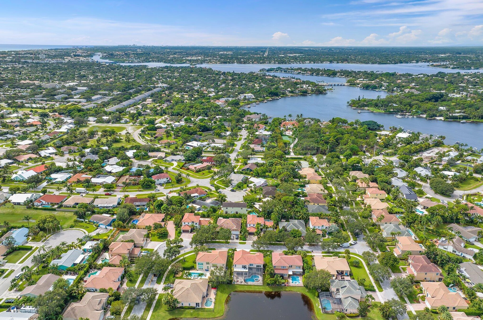 97 Beechwood Trl, Jupiter FL  33469-2101 exterior