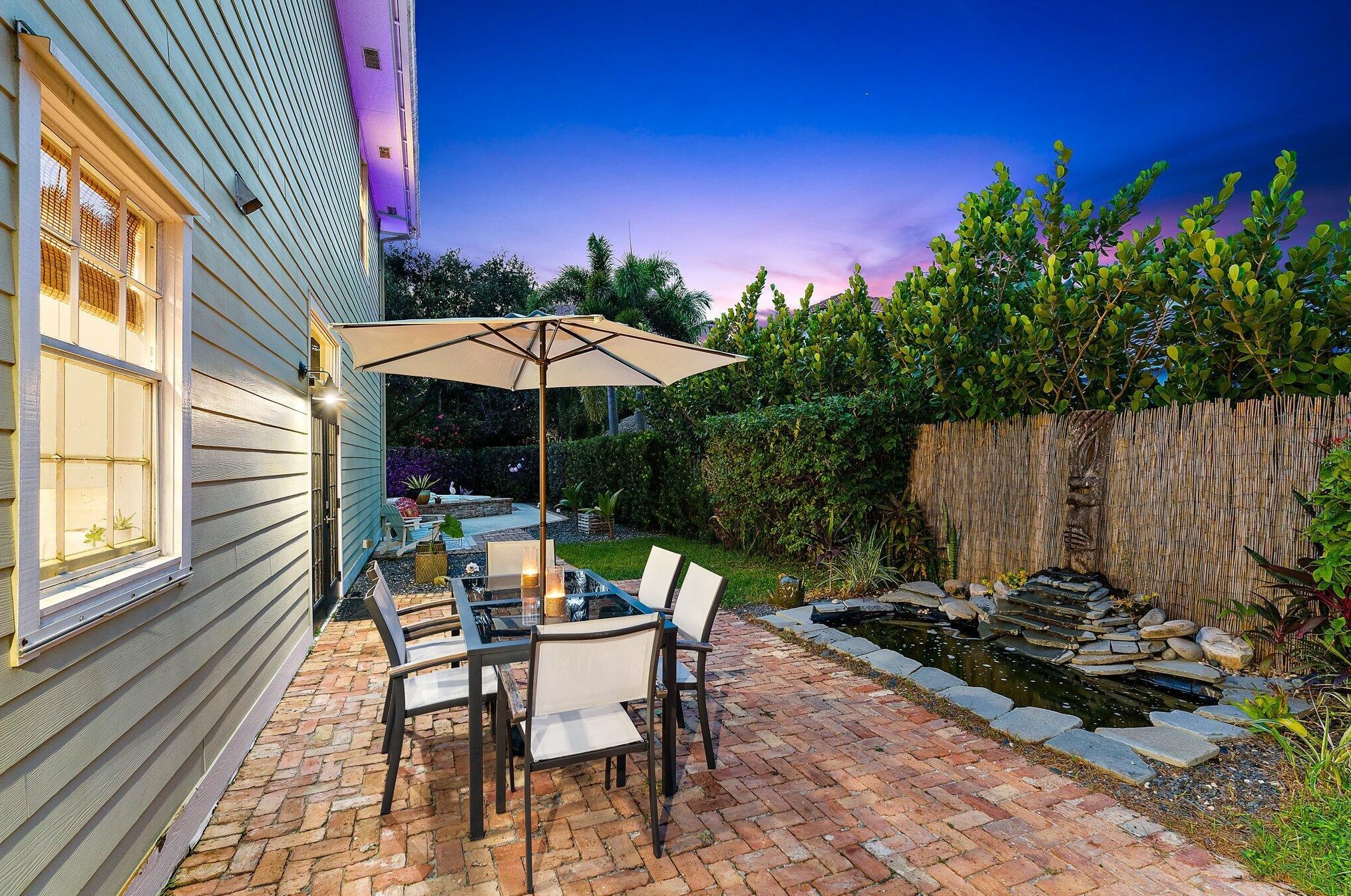 97 Beechwood Trl, Jupiter FL  33469-2101 exterior