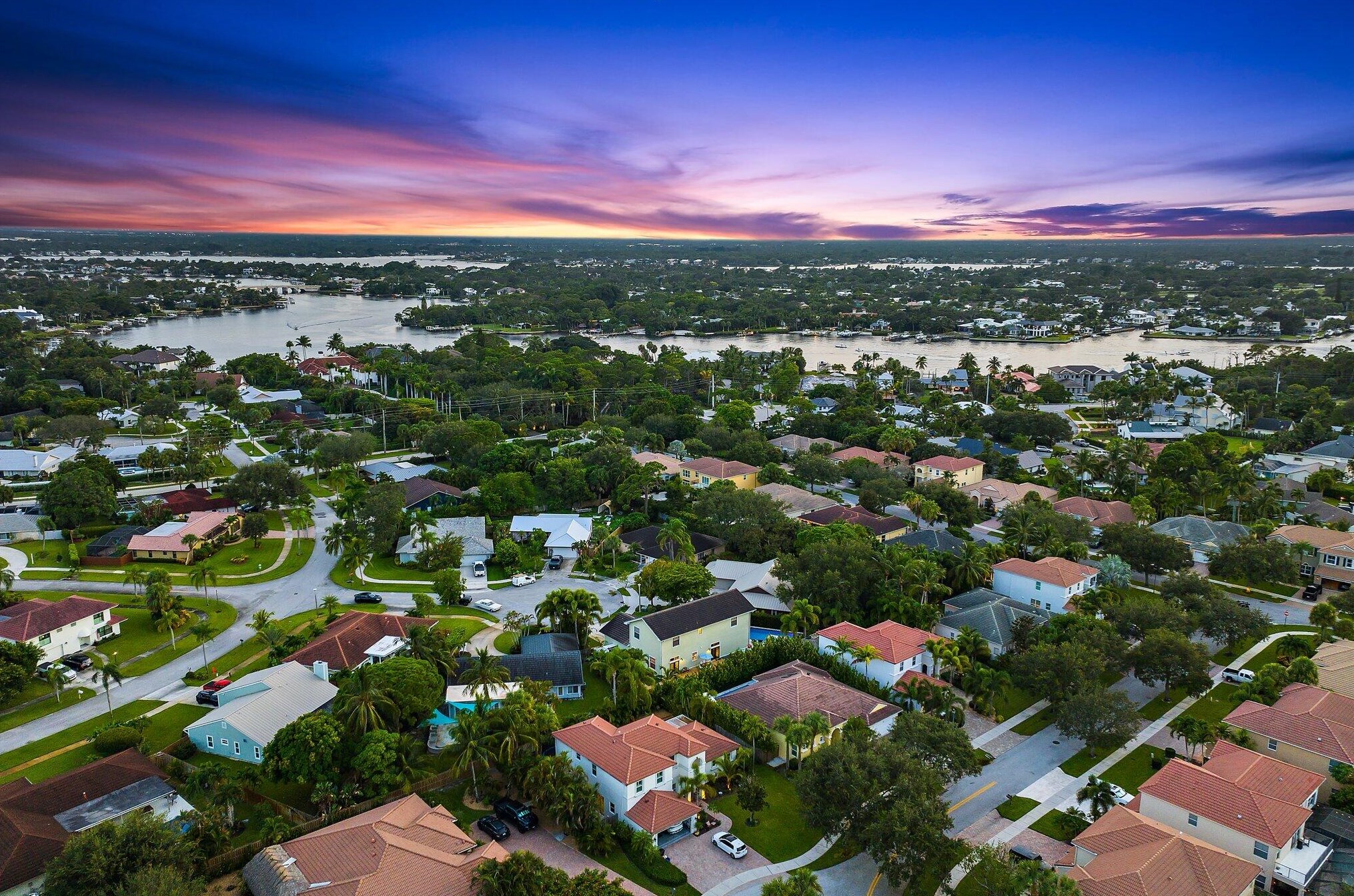 97 Beechwood Trl, Jupiter FL  33469-2101 exterior