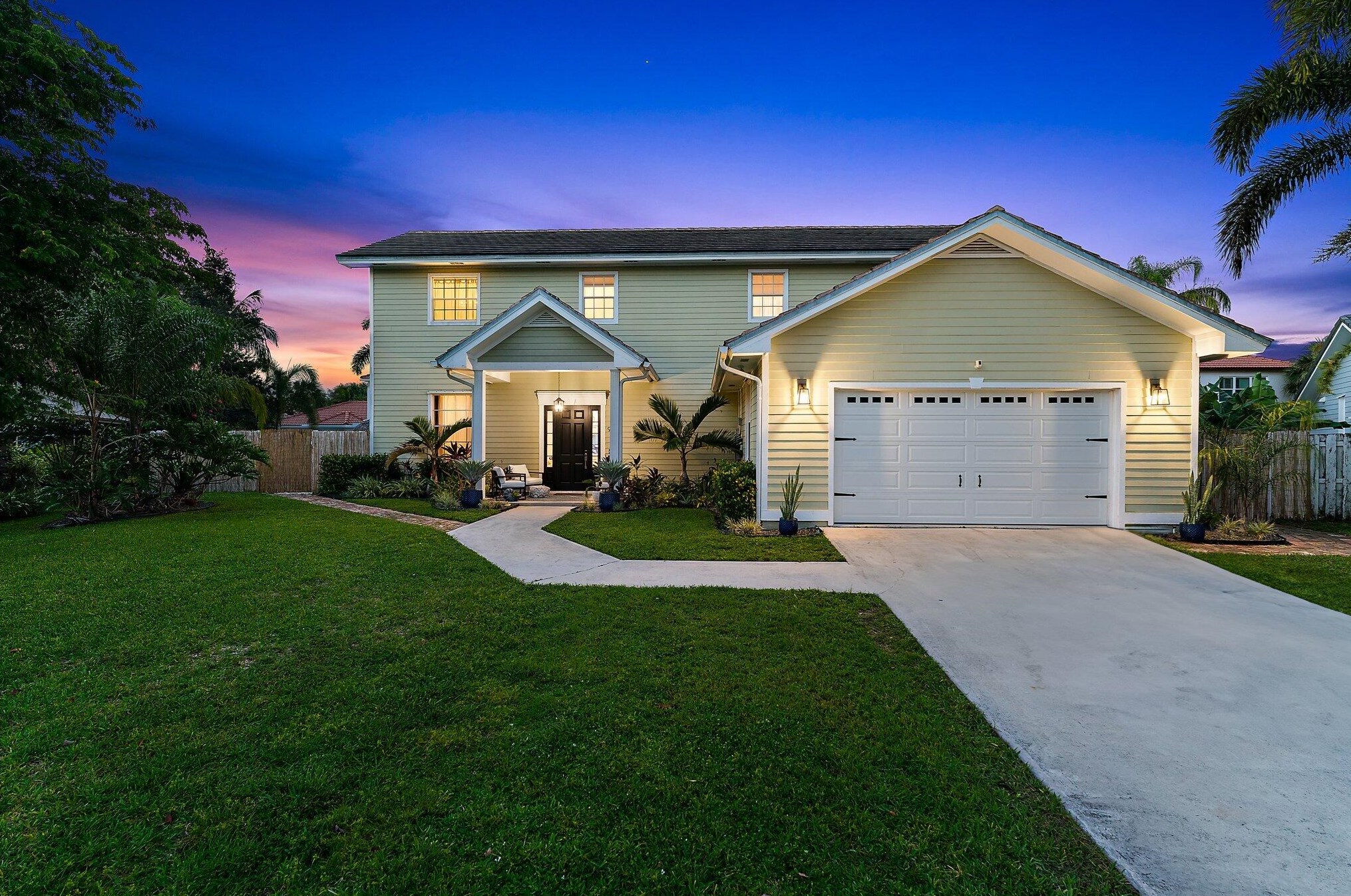 97 Beechwood Trl, Jupiter FL  33469-2101 exterior
